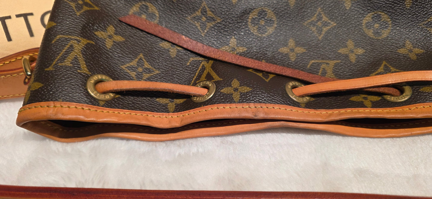 Authentic Louis Vuitton Petite Noe Monogram