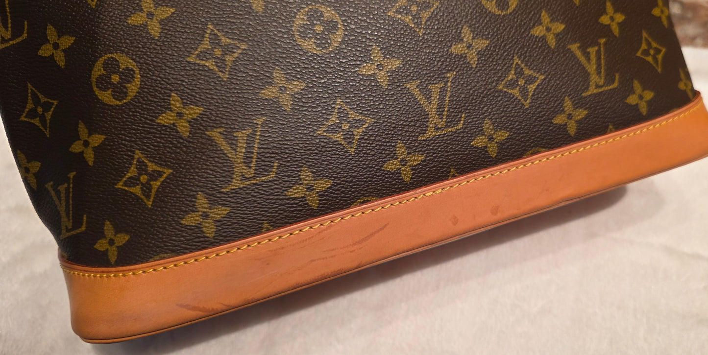 Authentic Louis Vuitton Alma PM Monogram (With Strap)