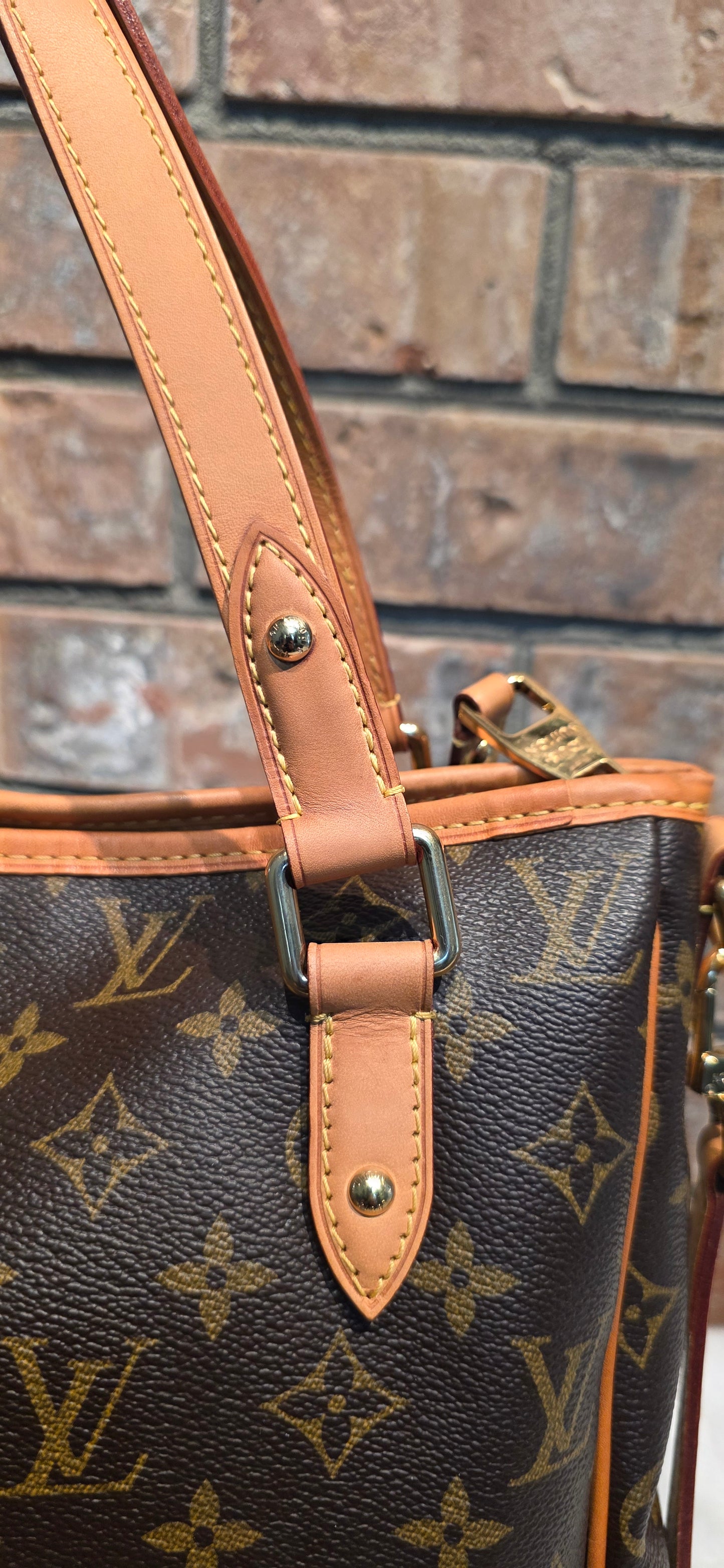 Authentic Louis Vuitton Estrela MM