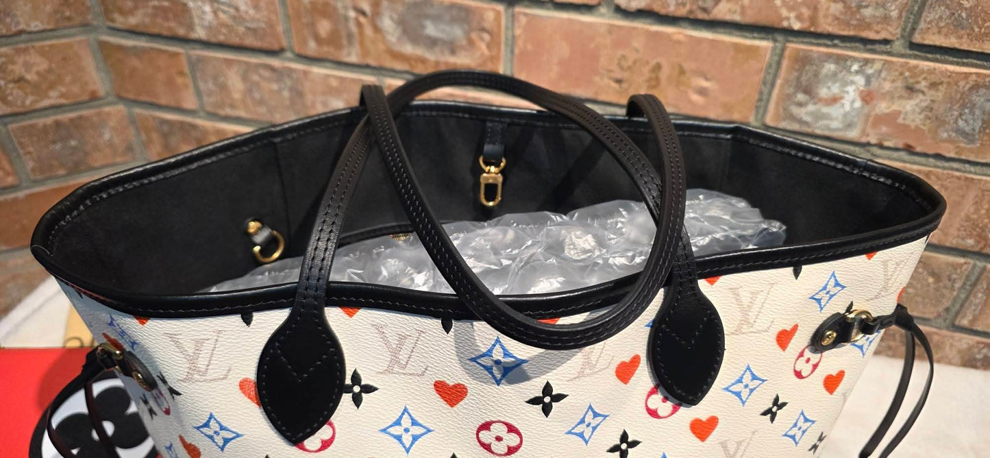 Authentic Louis Vuitton Neverfull MM with Pouch Game On Collection