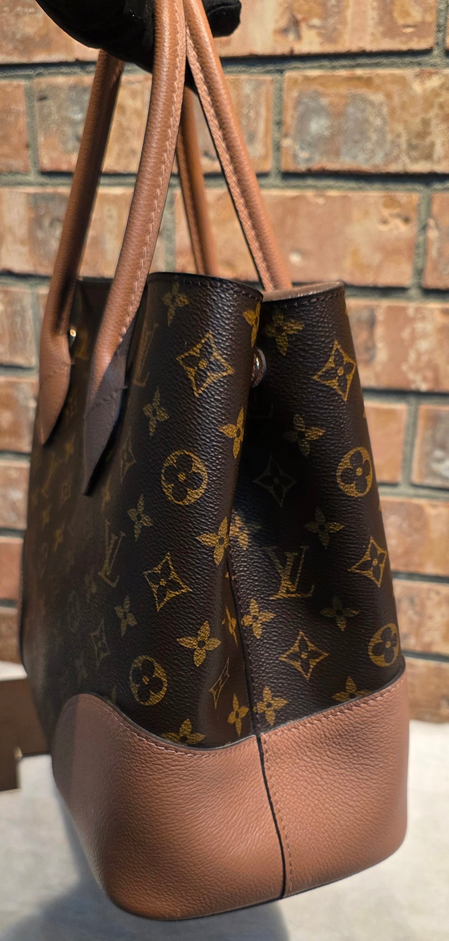 Authentic Louis Vuitton Flandrin Bois De Rose