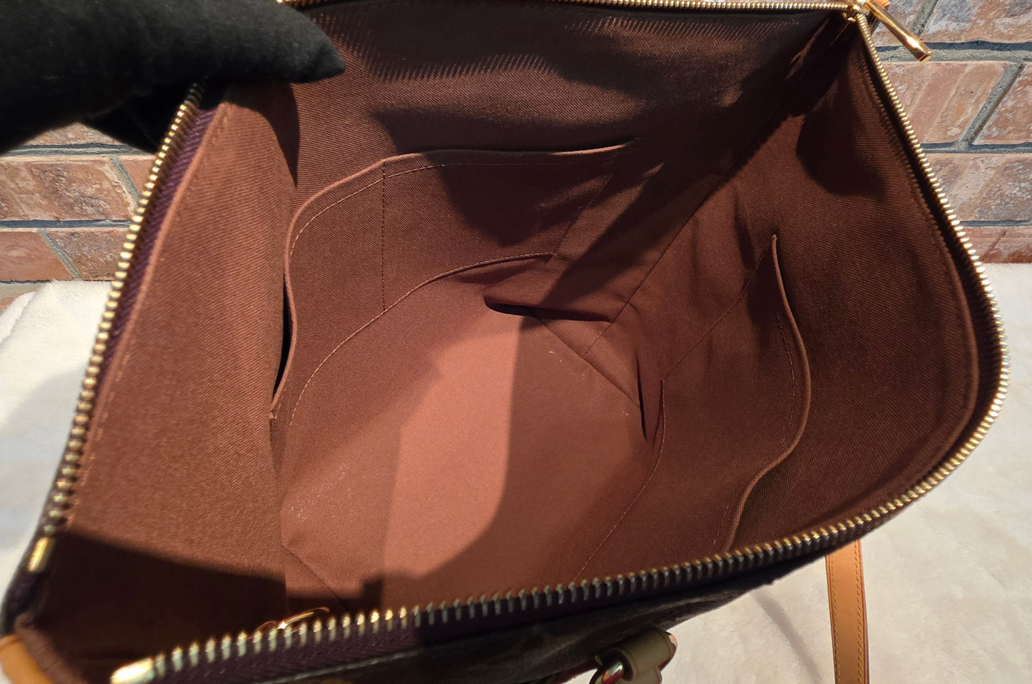 Authentic Louis Vuitton Totally MM Monogram