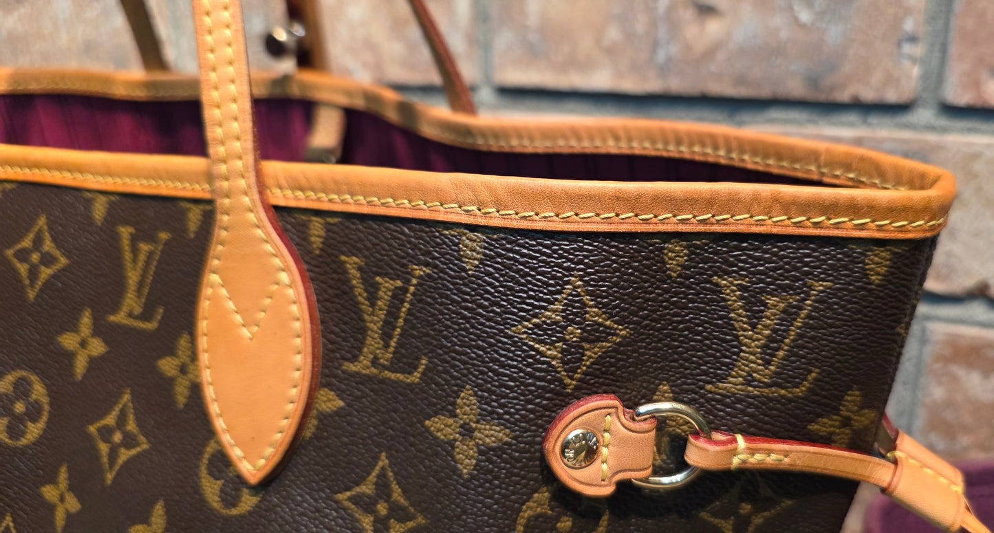 Authentic Neverfull MM Monogram Fuchsia Interior (BAG ONLY)