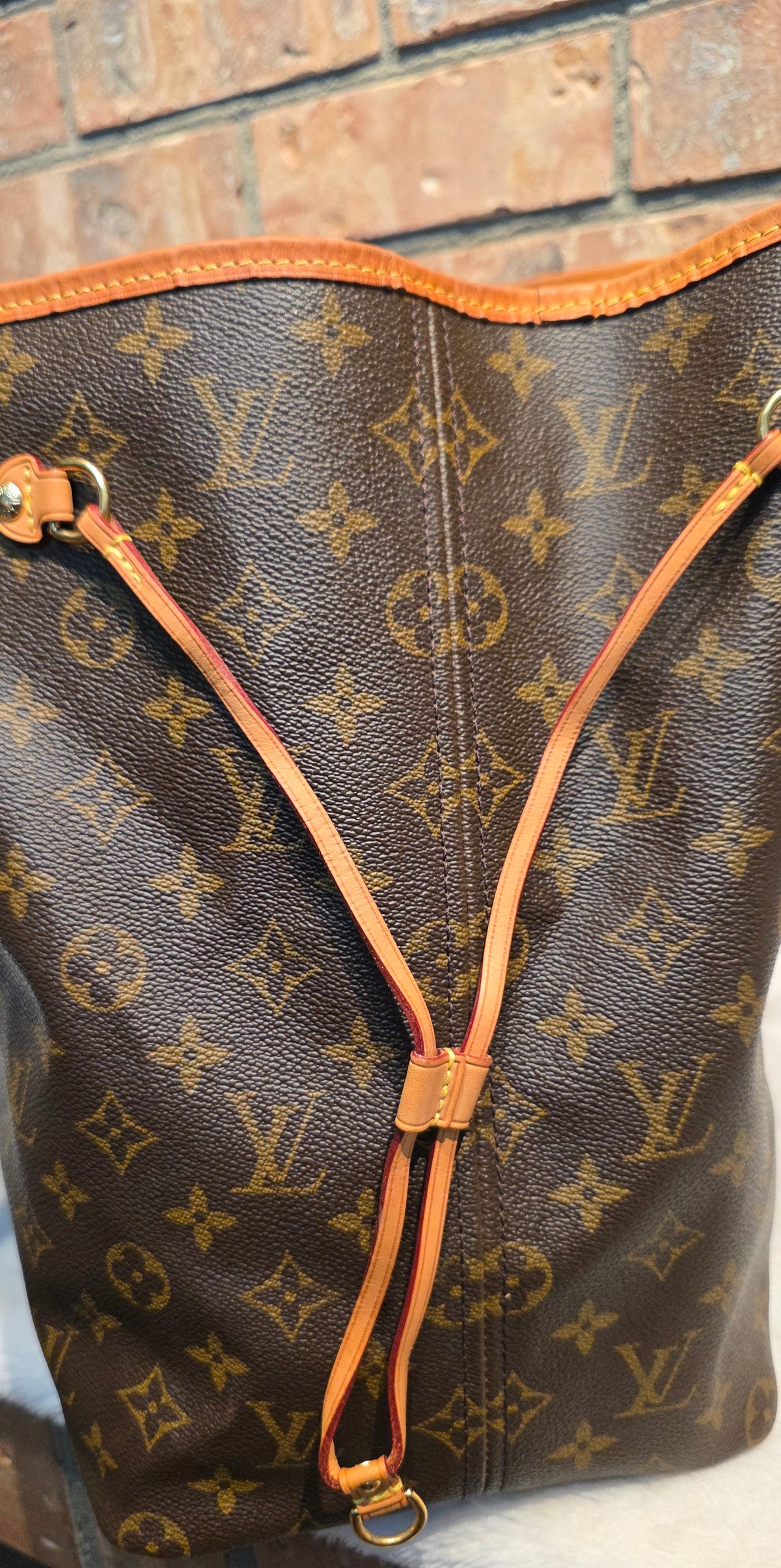 Authentic Louis Vuitton Neverfull GM Monogram