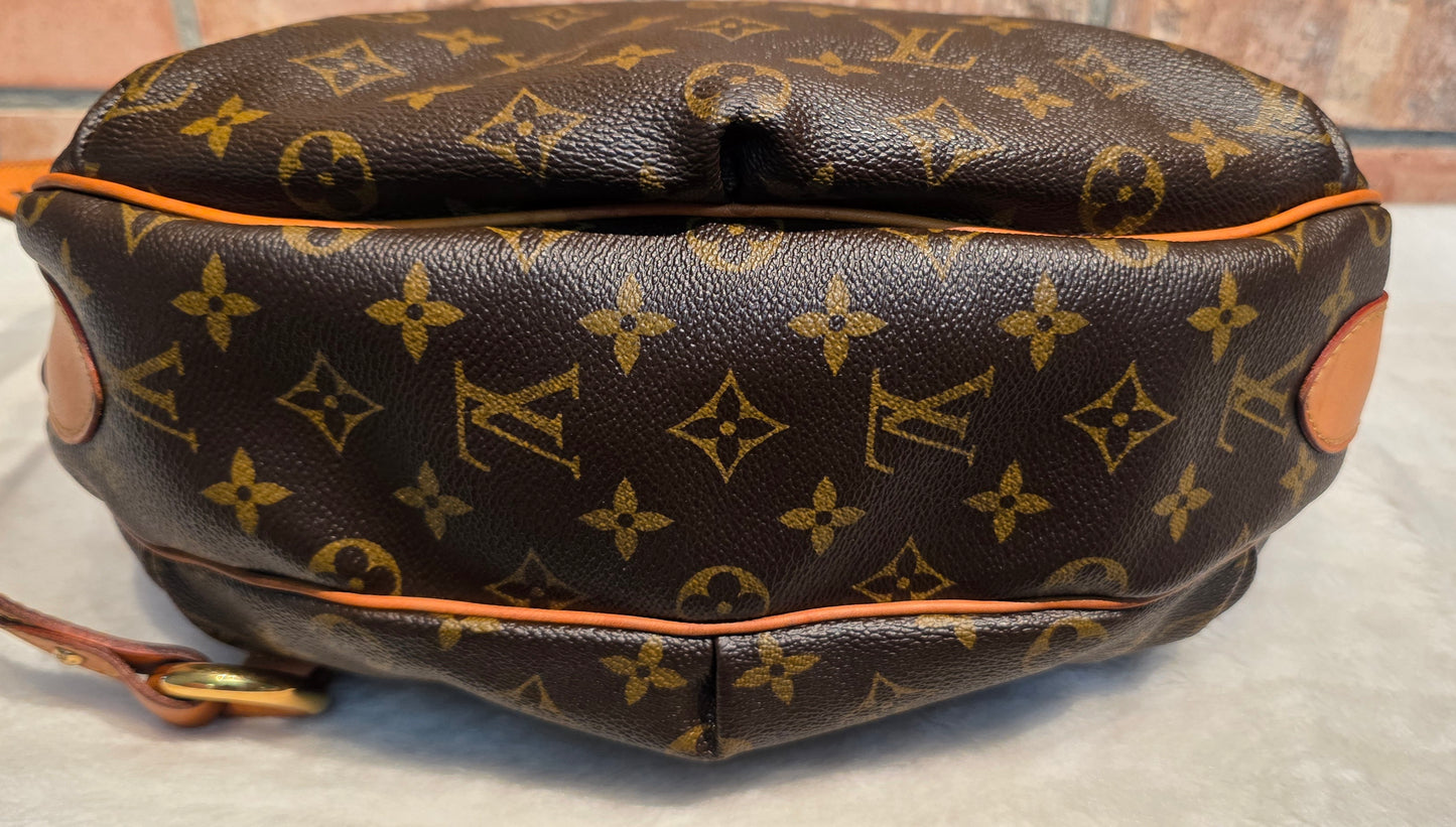 Authentic Louis Vuitton Tulum GM