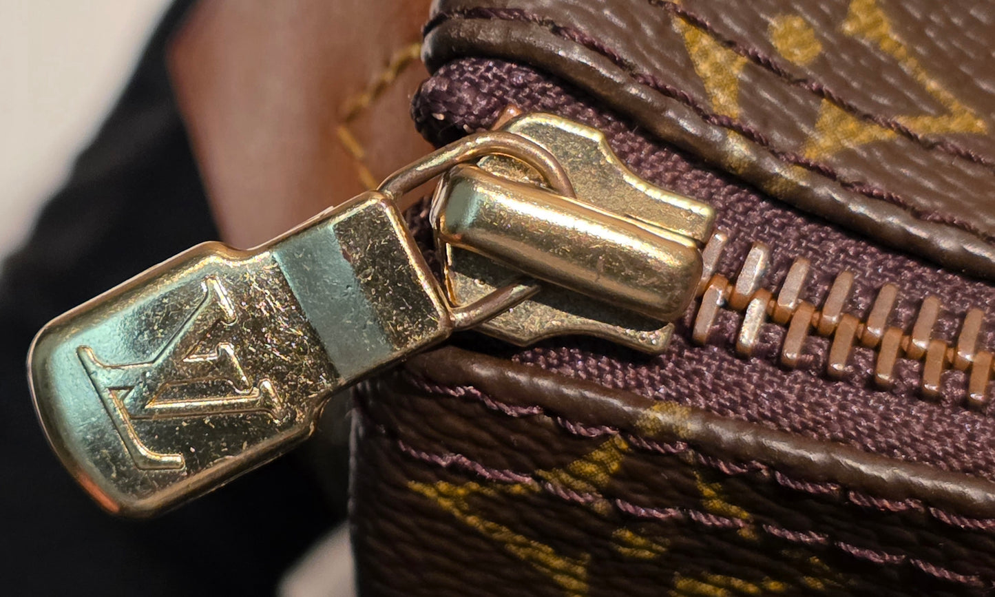 Authentic Louis Vuitton Sac Flanerie 45