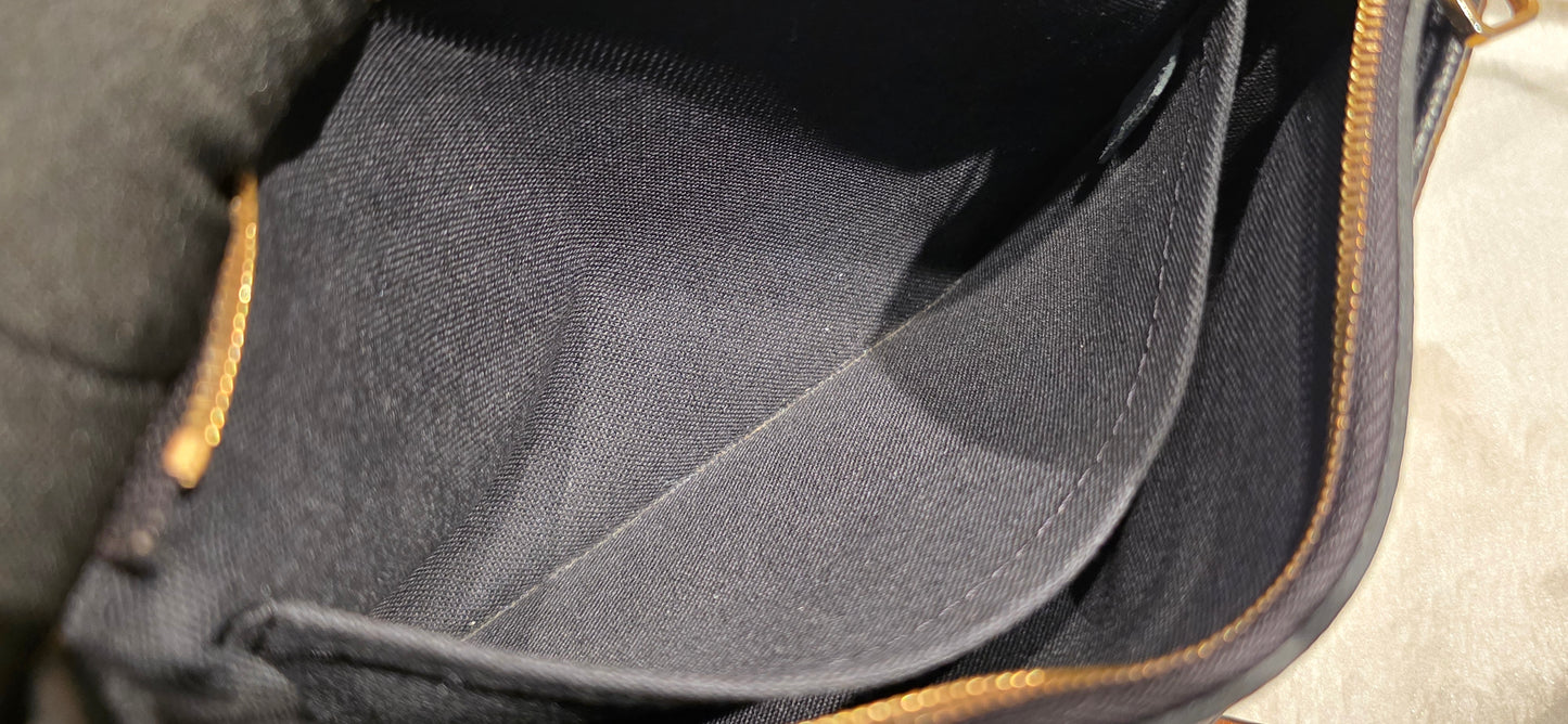 Authentic Louis Vuitton Pallas Clutch Noir
