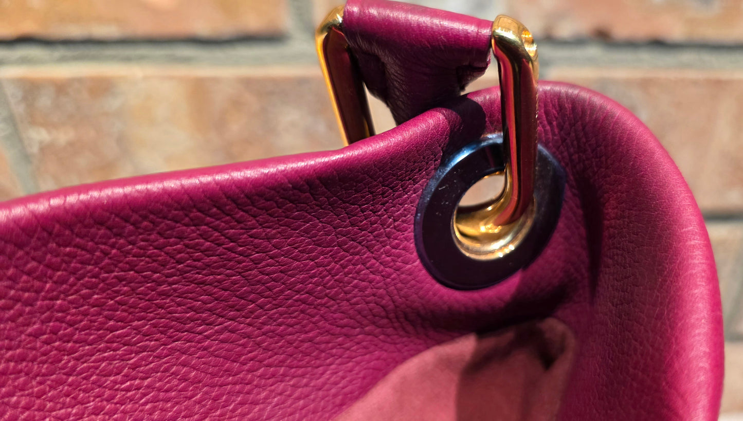 Authentic Louis Vuitton Olympe in Aurore