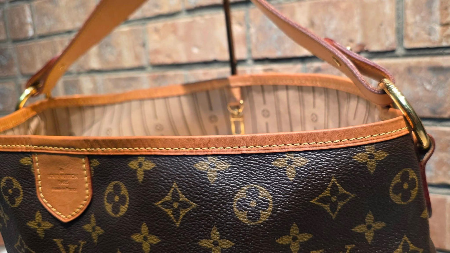 Authentic Louis Vuitton Delightful MM Monogram