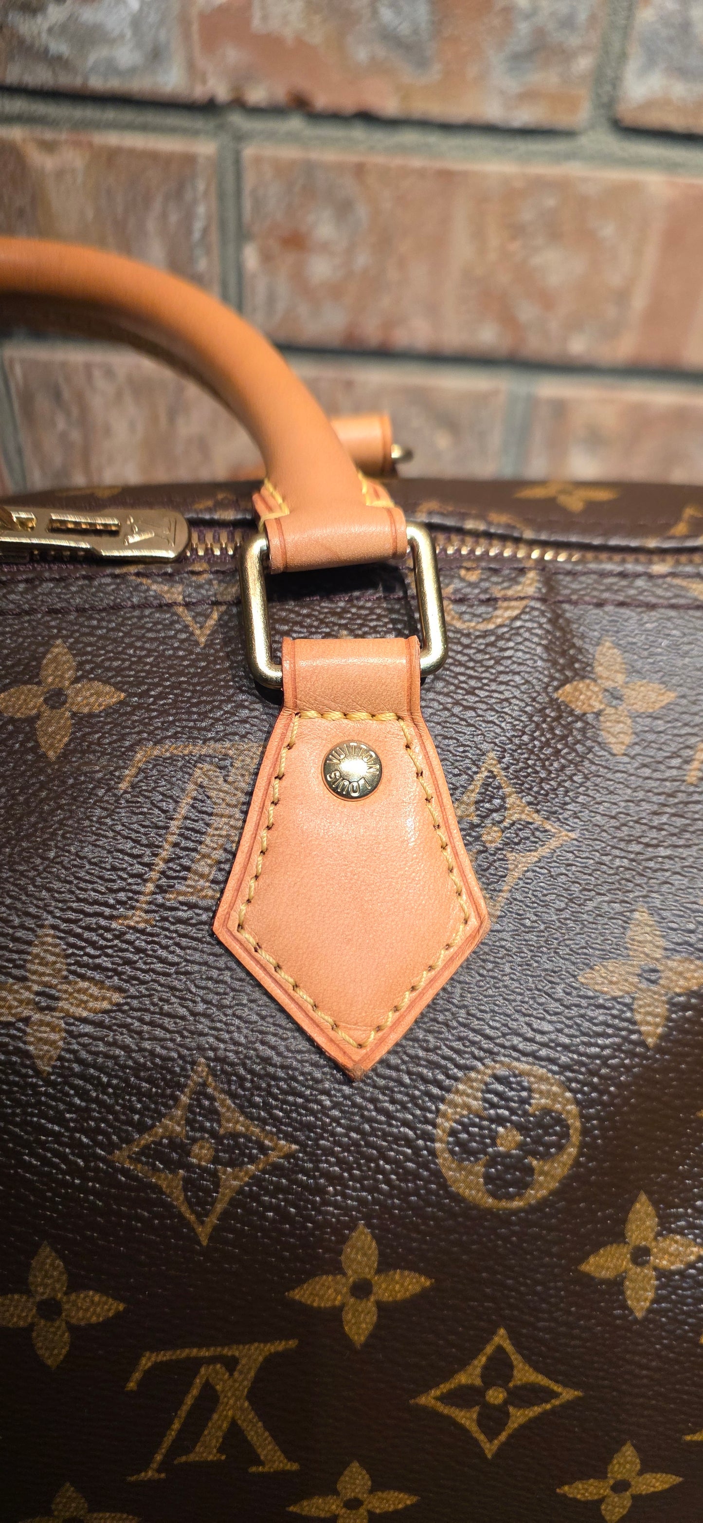 Authentic Louis Vuitton Speedy 35 Bandoliere