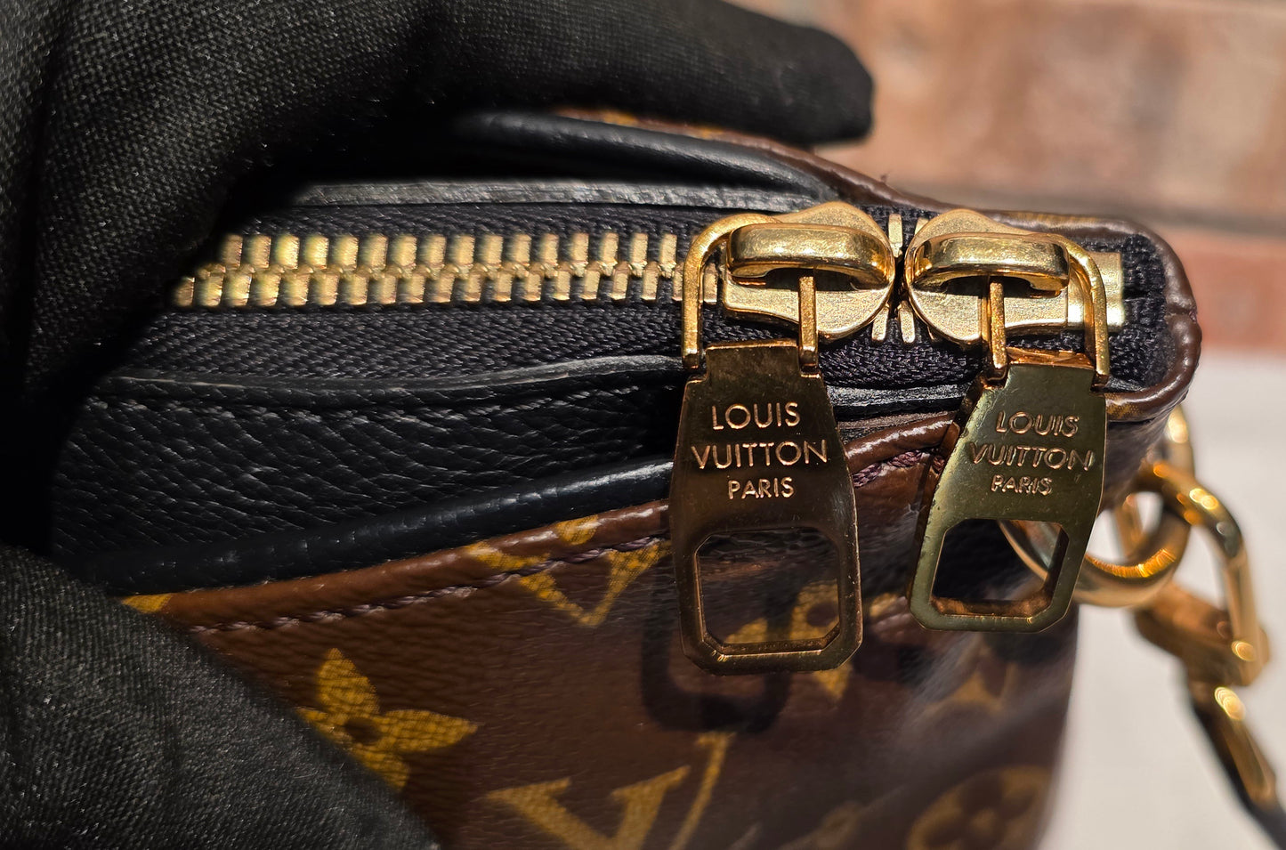 Authentic Louis Vuitton Pallas MM Noir