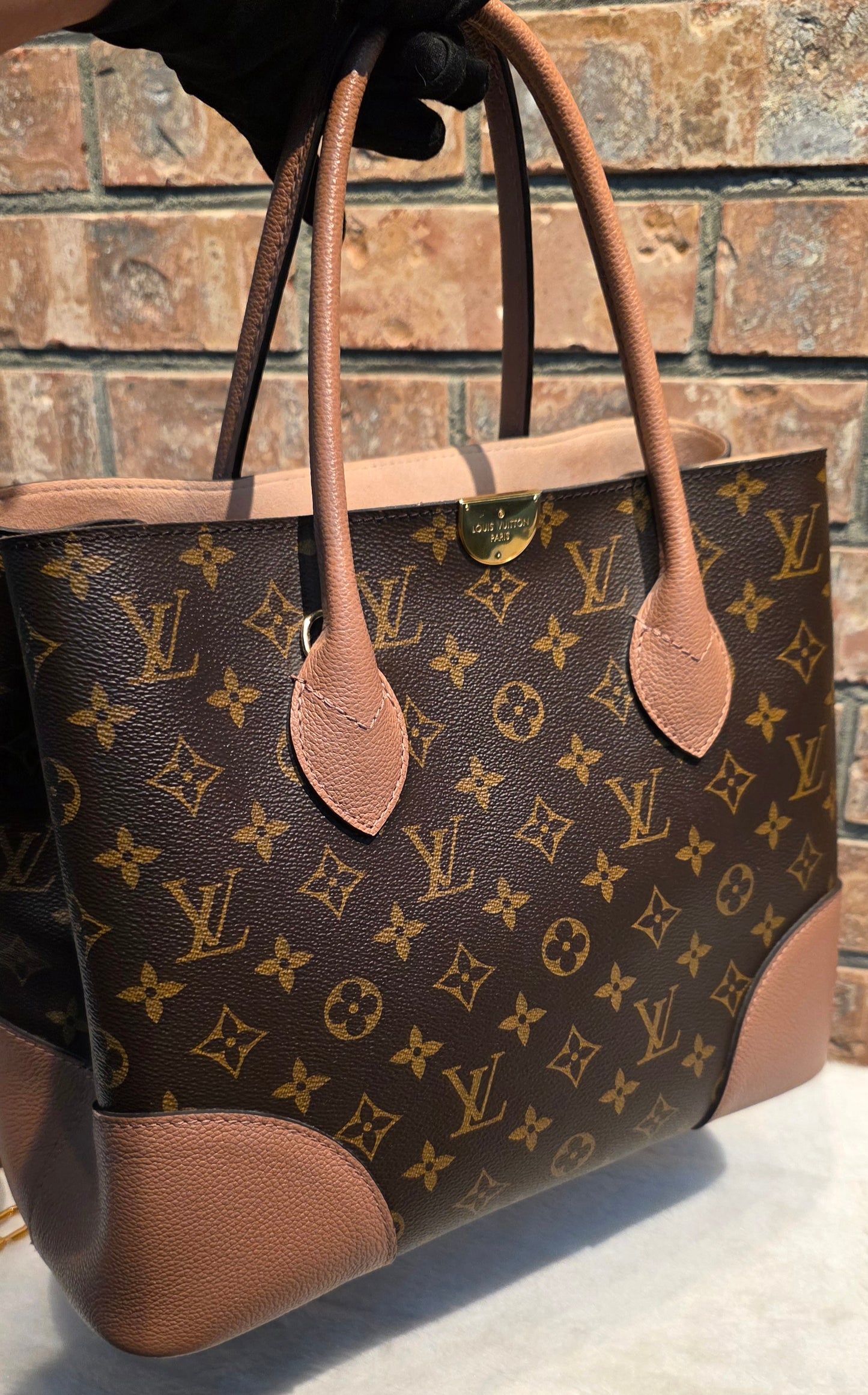 Authentic Louis Vuitton Flandrin Bois De Rose