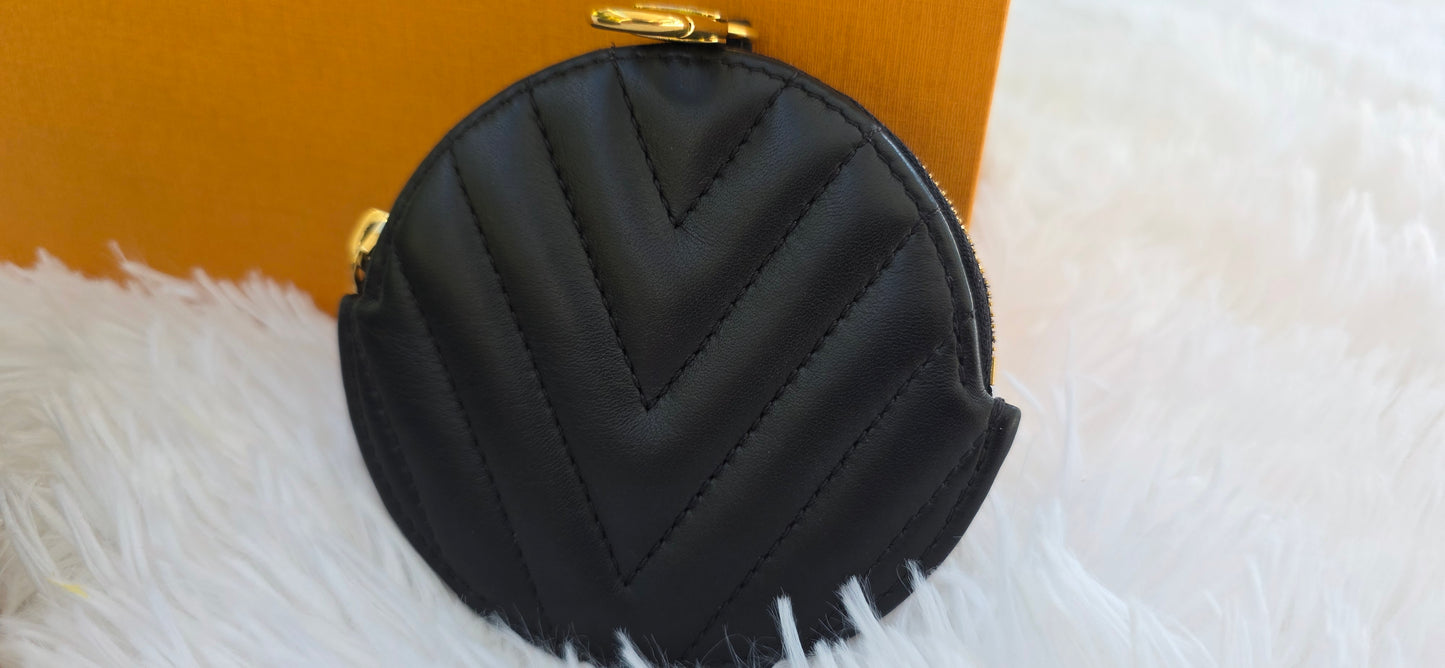 Authentic Louis Vuitton New Wave Multipochette Noir