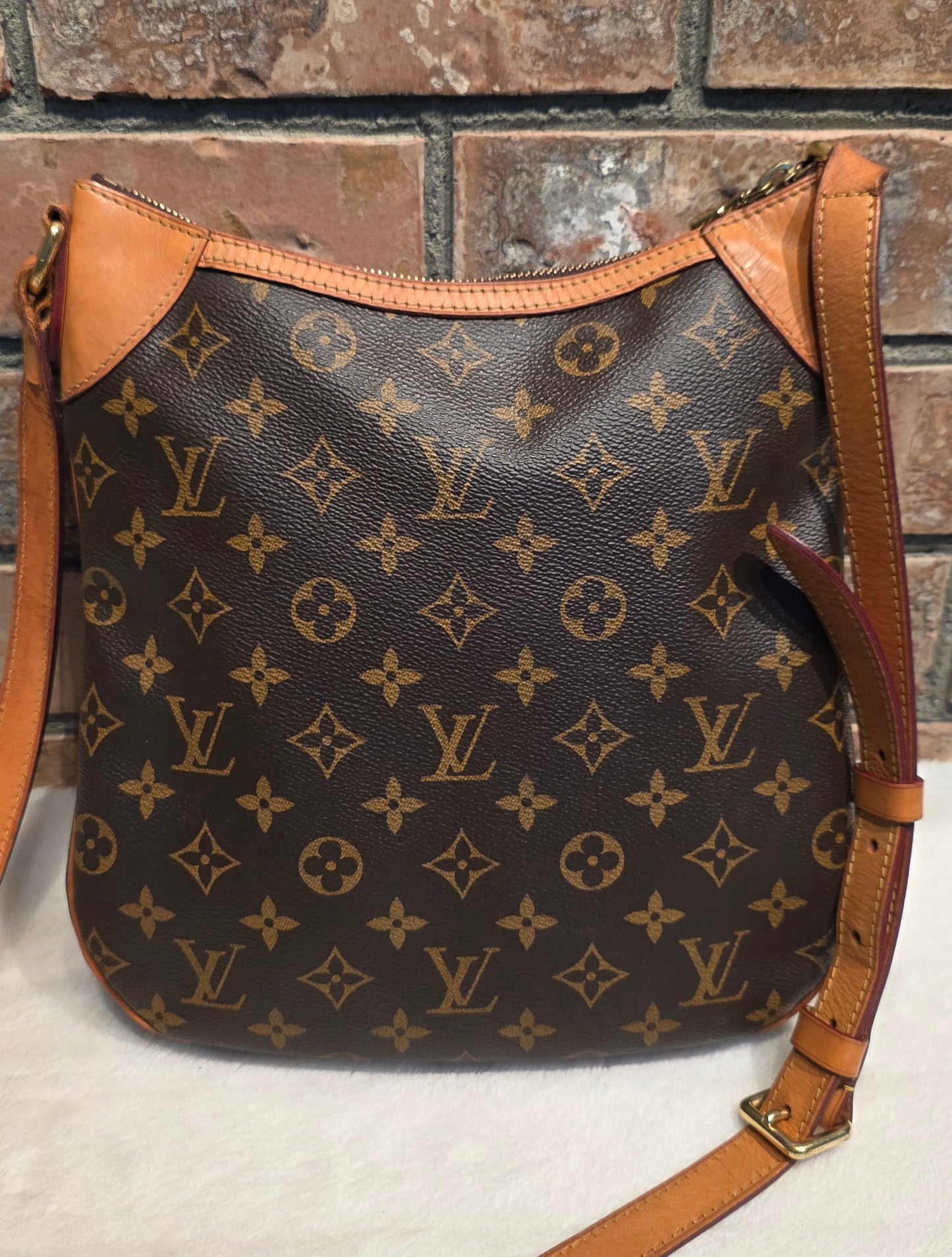 Authentic Louis Vuitton Odeon PM