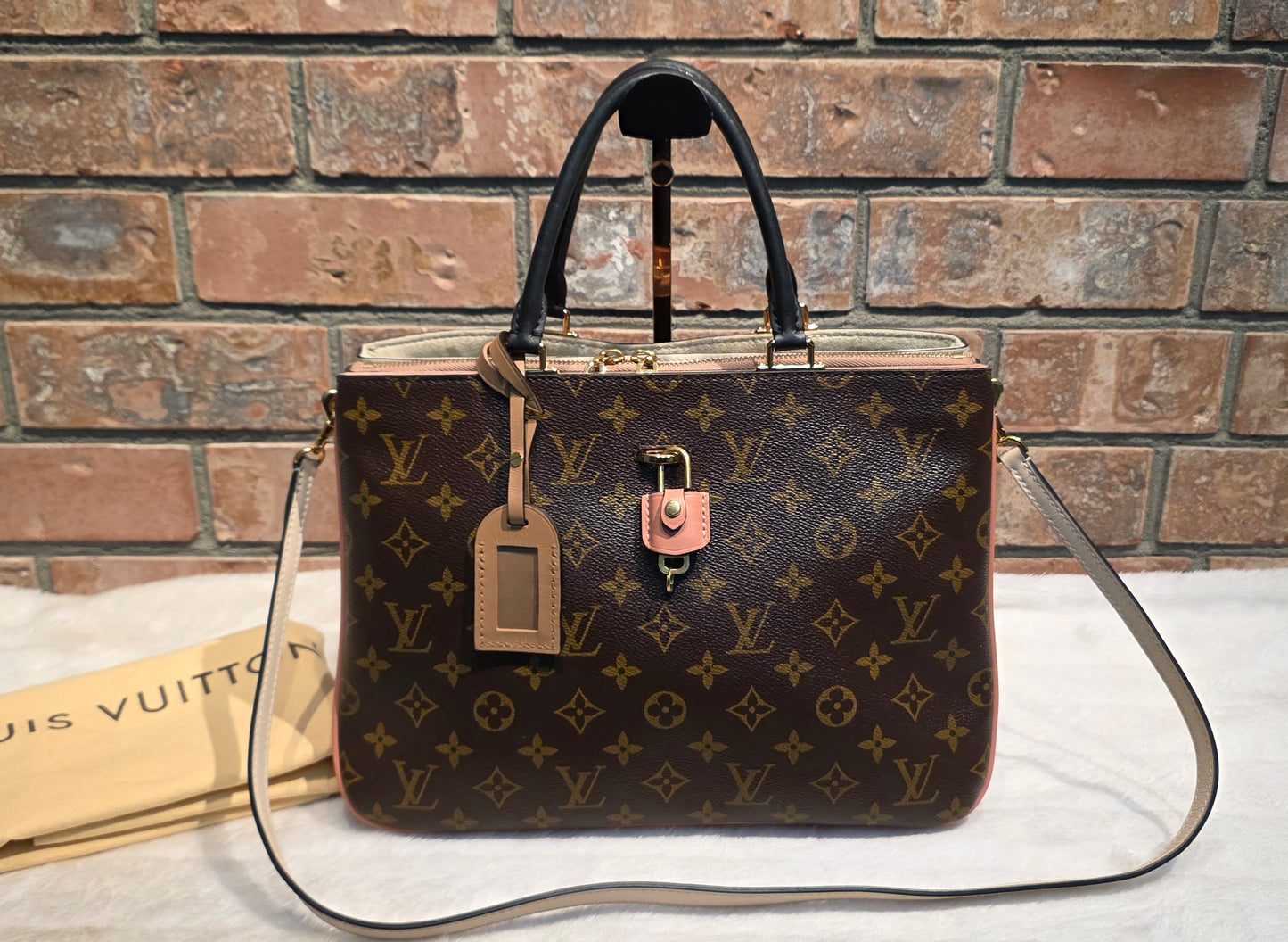 Authentic Louis Vuitton Millefeuille Sesame Peche Tote