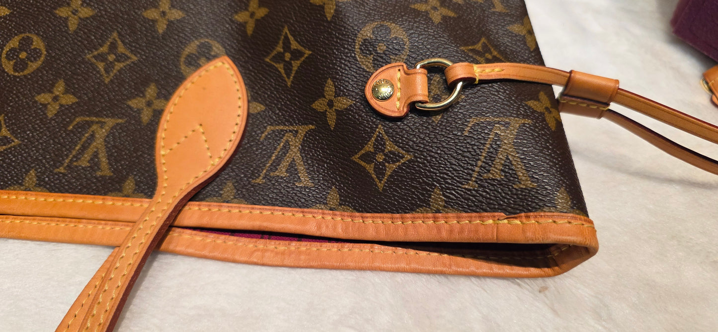 Authentic Neverfull MM Monogram Fuchsia Interior (BAG ONLY)