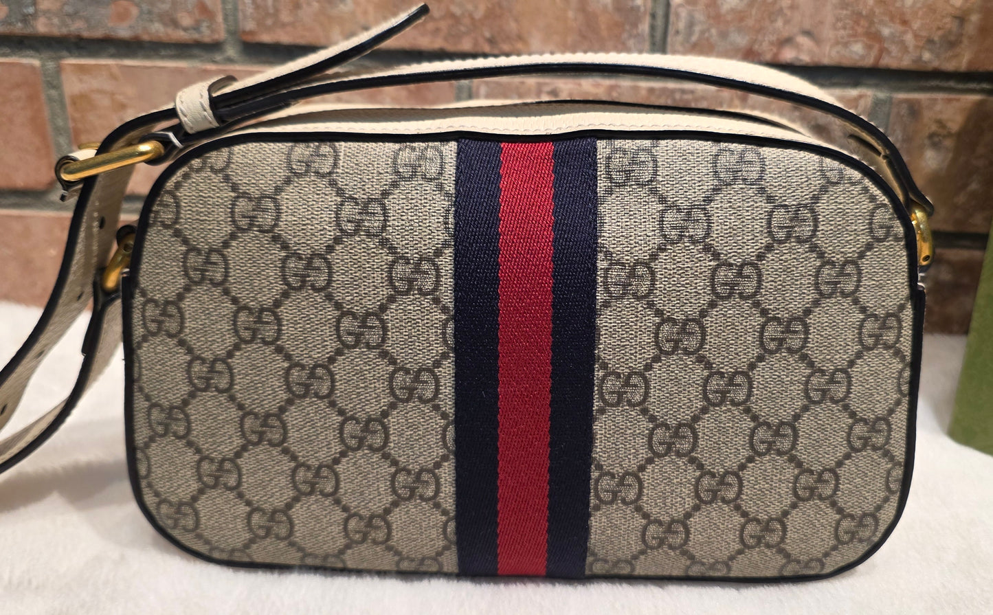 Authentic Gucci GG Supreme Ophidia Small Camera Bag
