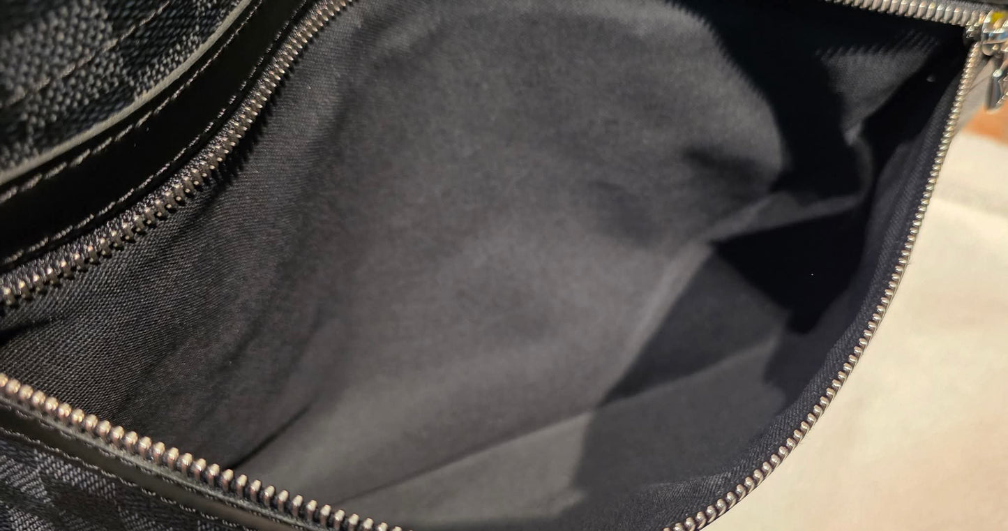 Authentic Louis Vuitton Daniel GM Damier Graphite