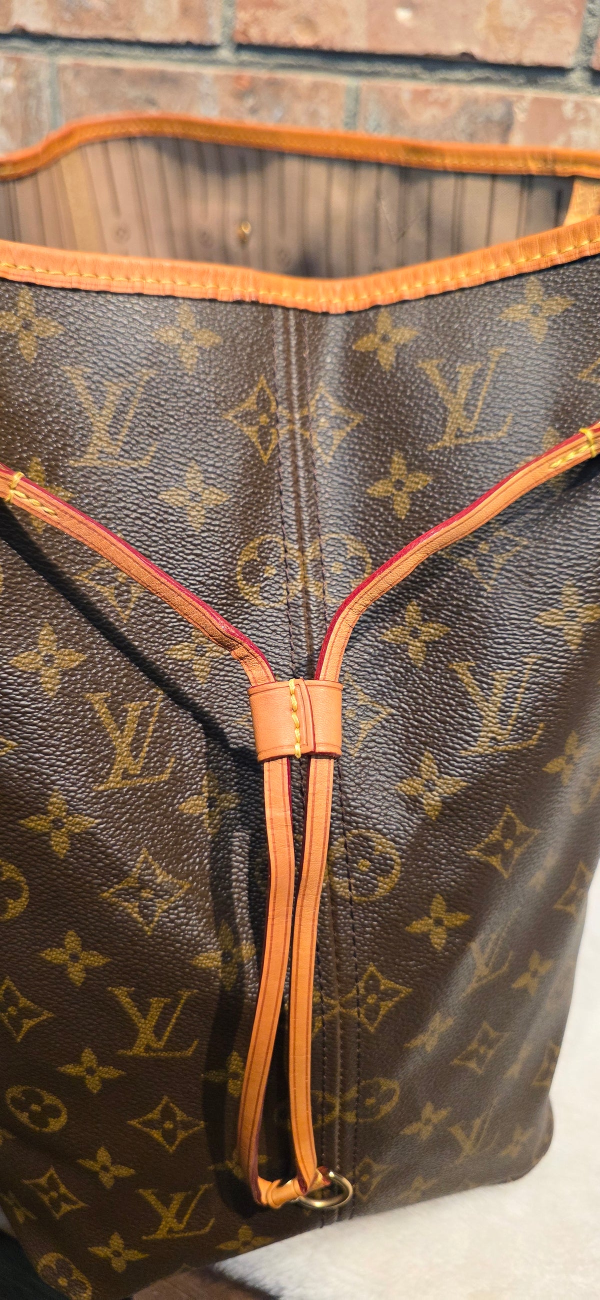 Authentic Louis Vuitton Neverfull GM Monogram