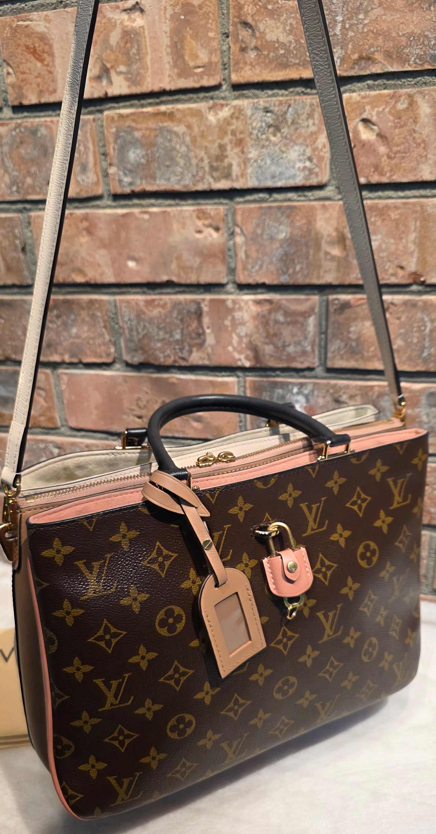 Authentic Louis Vuitton Millefeuille Sesame Peche Tote