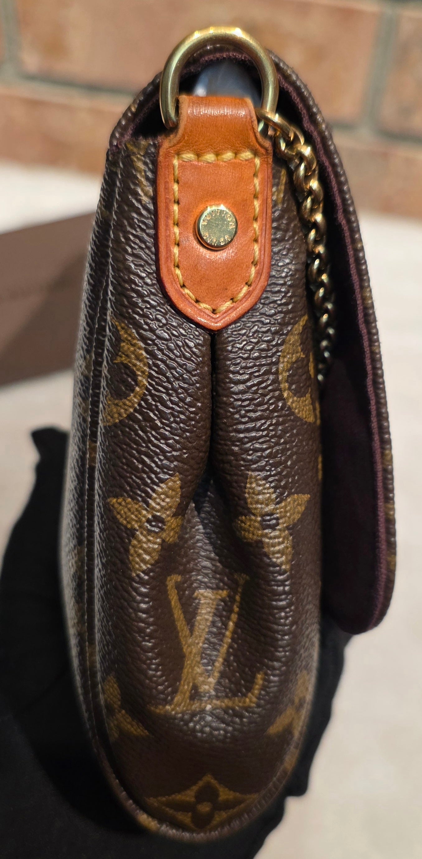 Authentic Louis Vuitton Favorite MM Monogram