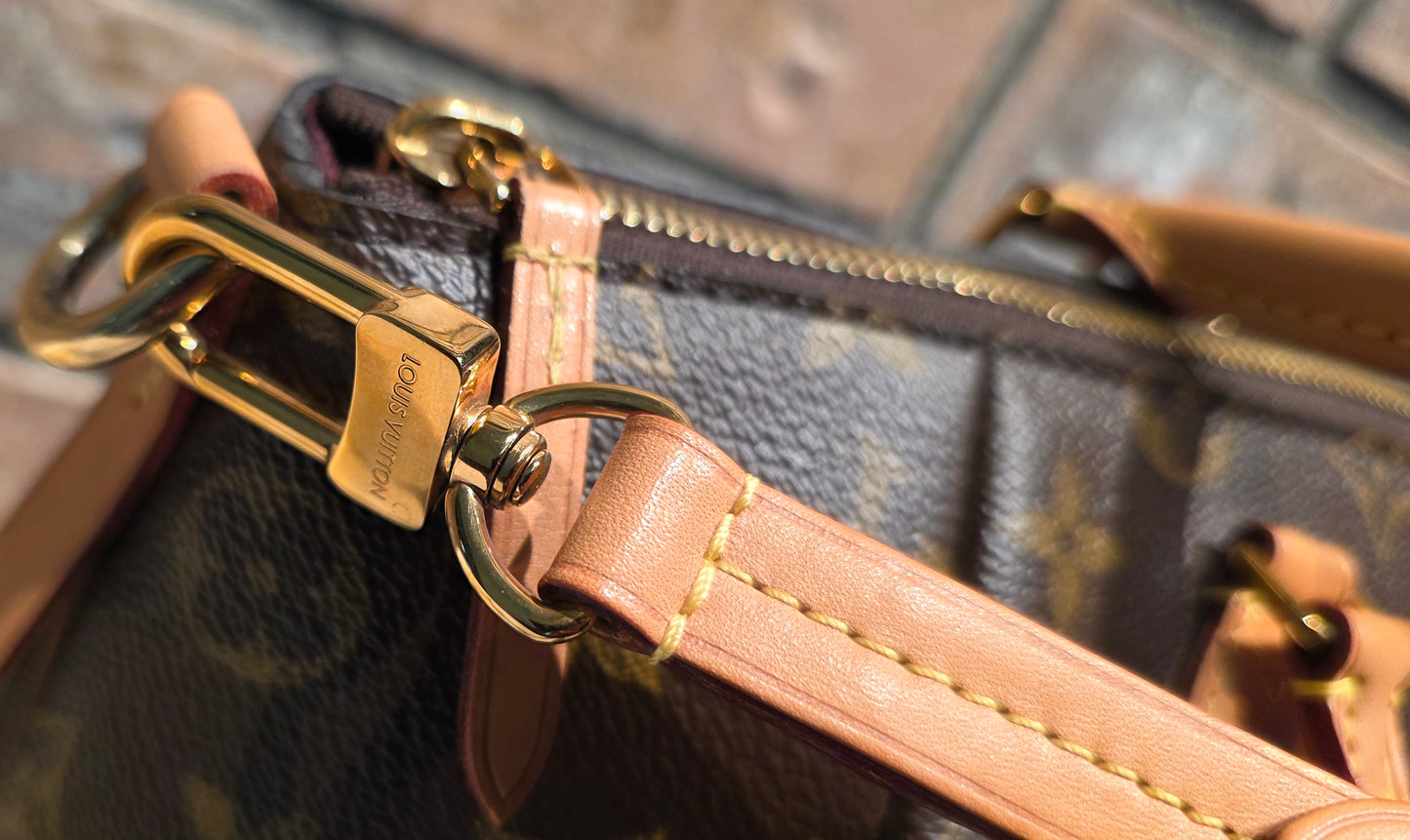Authentic Louis Vuitton Turenne MM (SR2156)