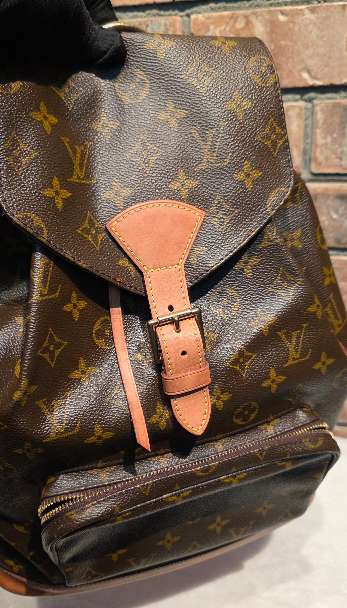 Authentic Louis Vuitton Montsouris GM