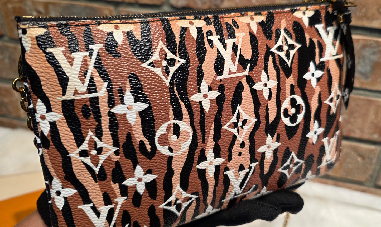 Authentic Louis Vuitton Double Zip Pochette Limited Jungle Edition