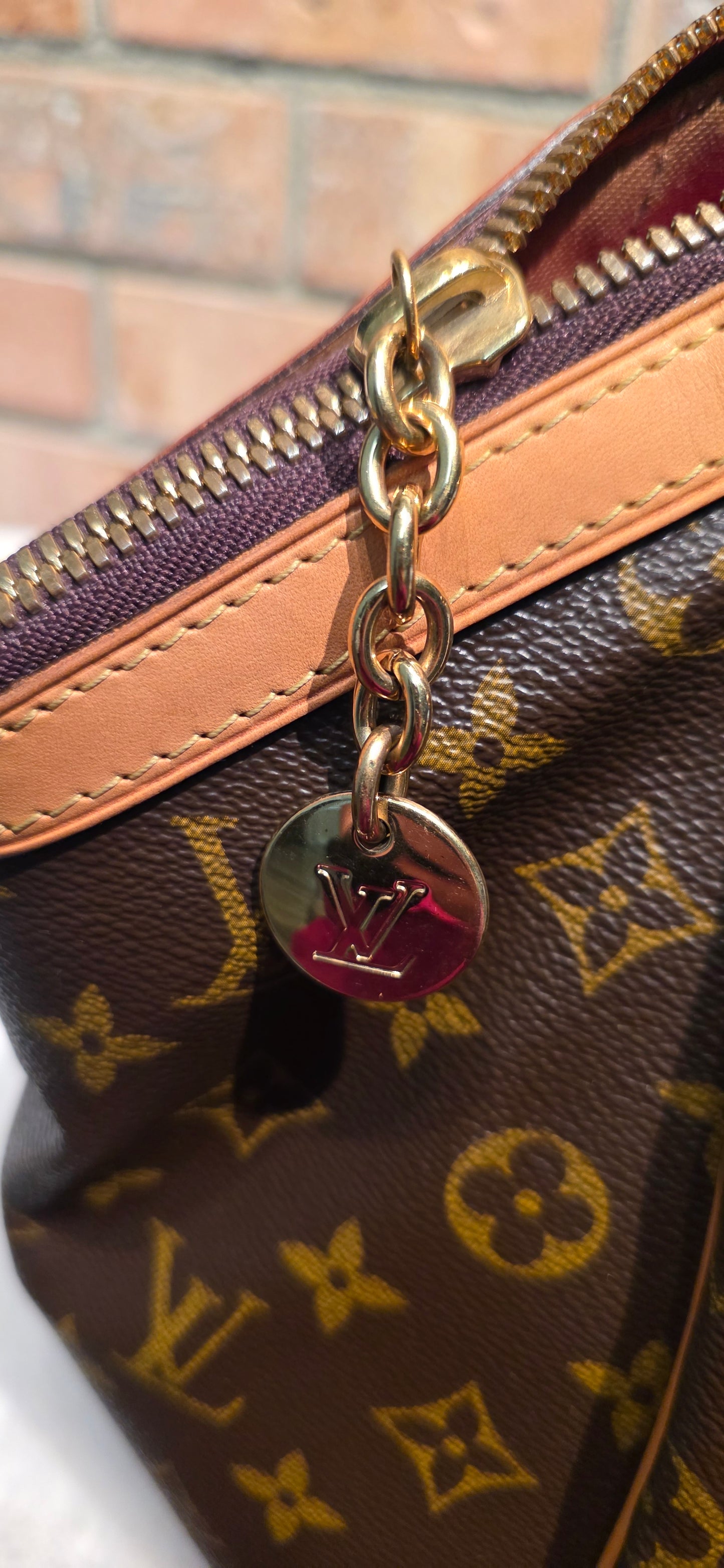 Authentic Louis Vuitton Tivoli GM