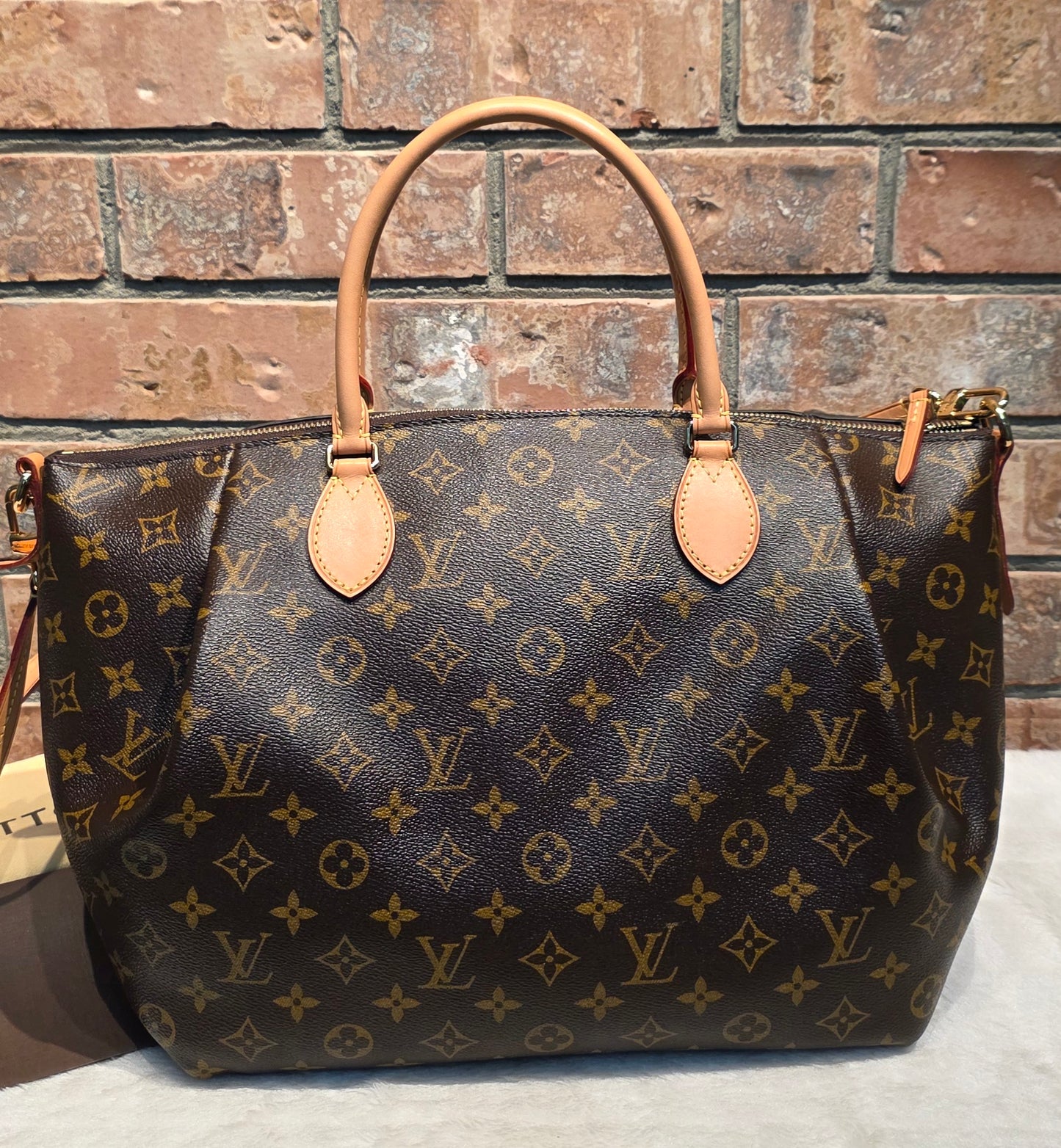 Authentic Louis Vuitton Turenne GM