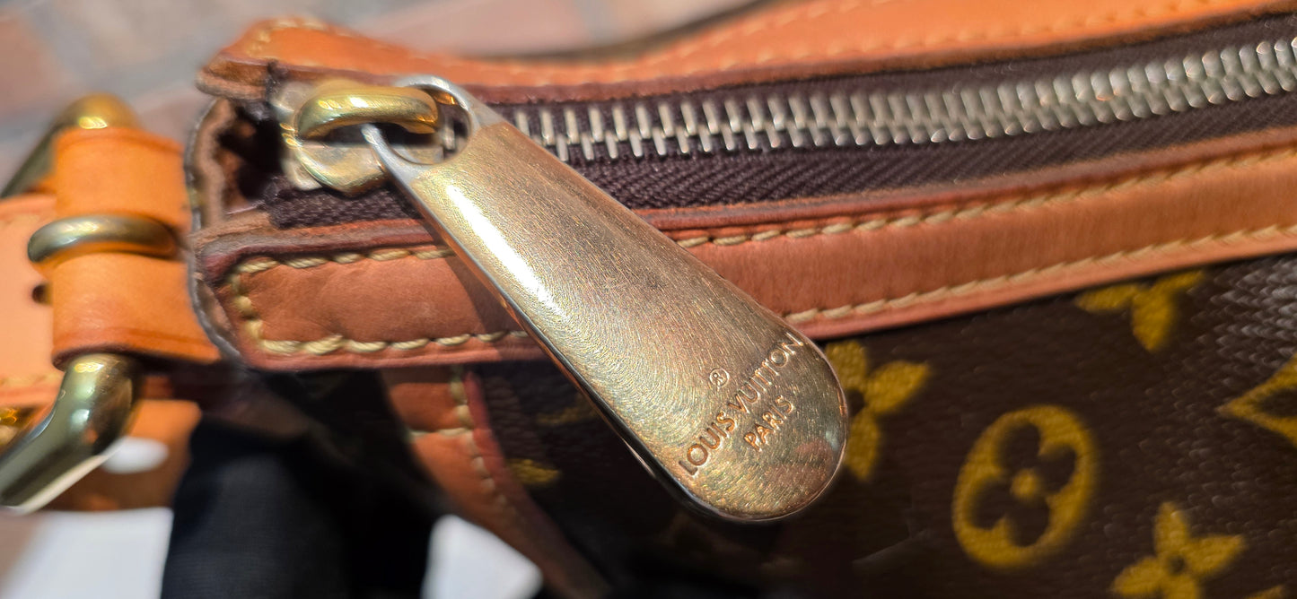 Authentic Louis Vuitton Tulum GM