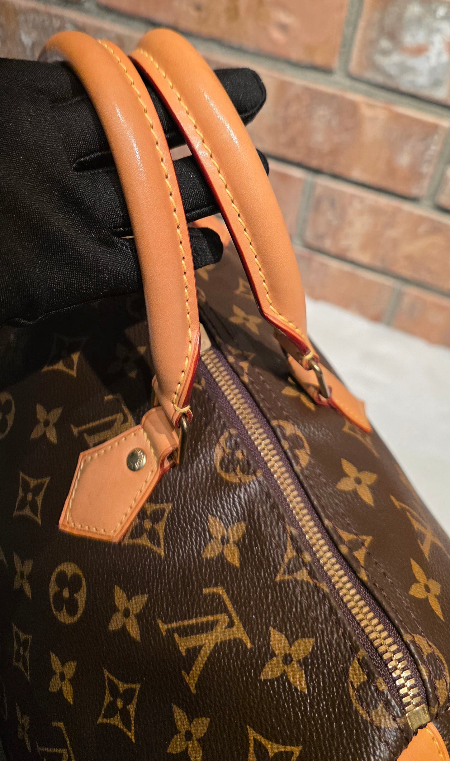Authentic Louis Vuitton Speedy 35 Bandoliere