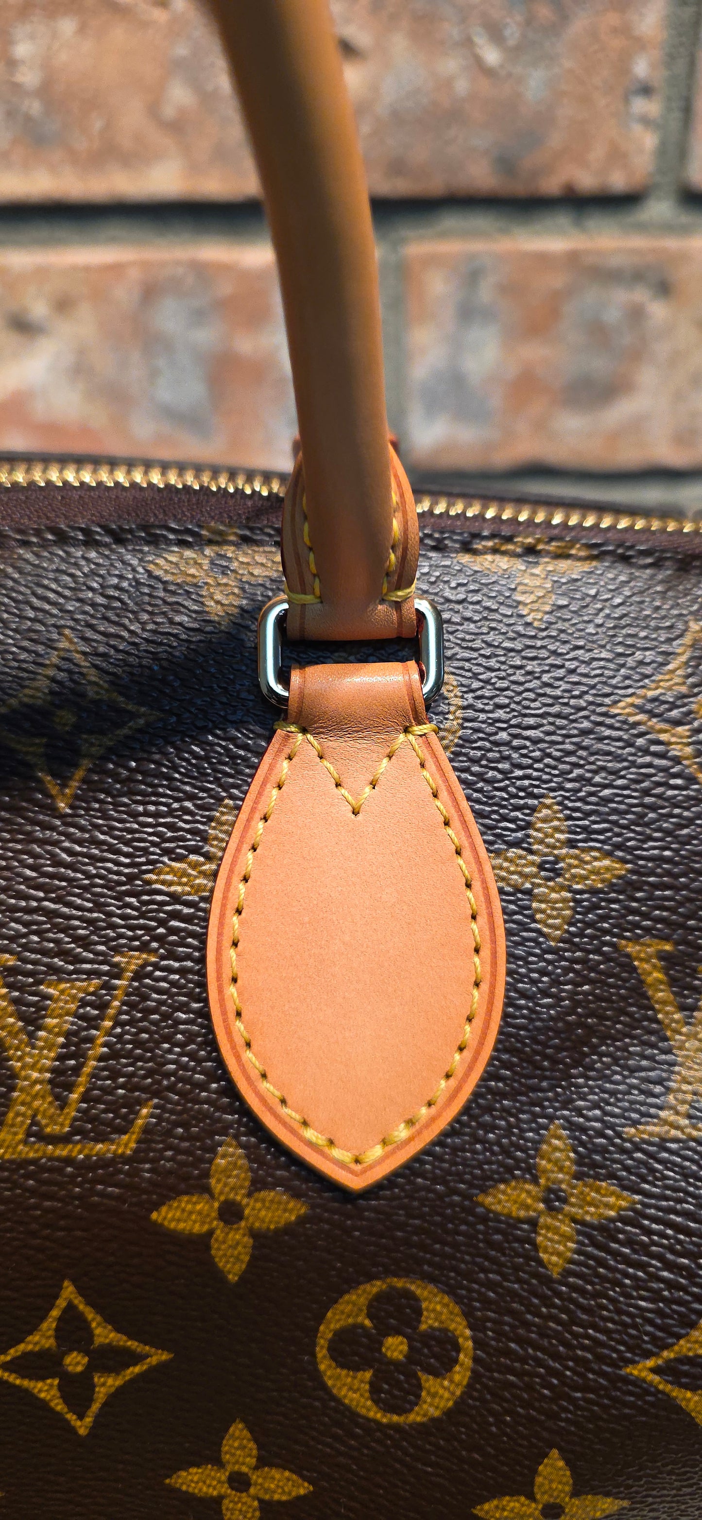 Authentic Louis Vuitton Turenne GM
