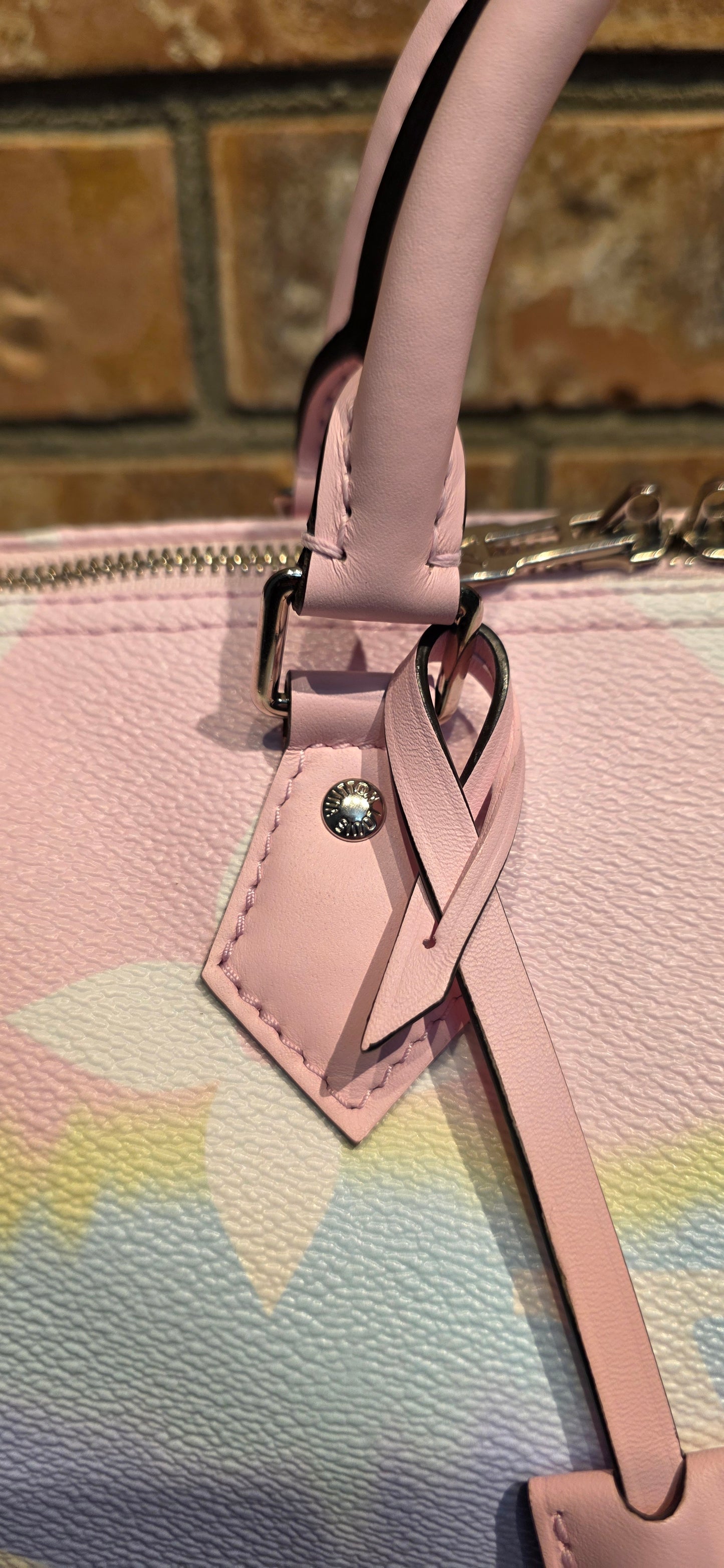 Authentic Louis Vuitton Limited Edition Speedy 30 Bandouliere Escale Pastel