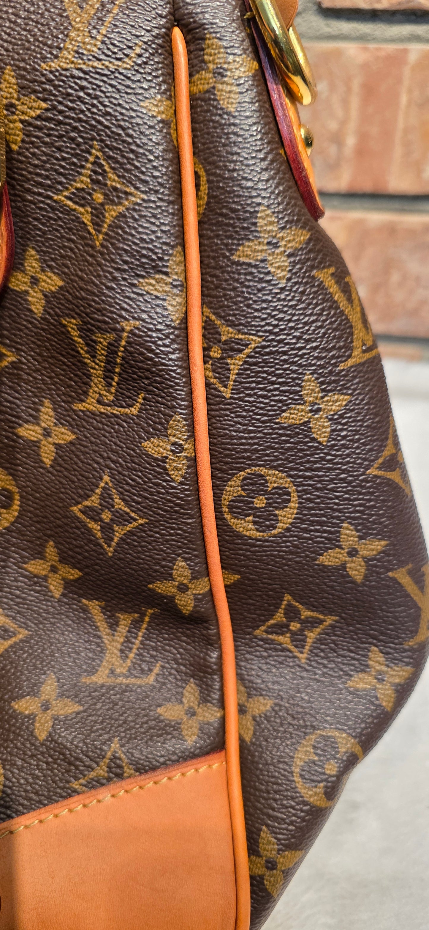 Authentic Louis Vuitton Estrella MM