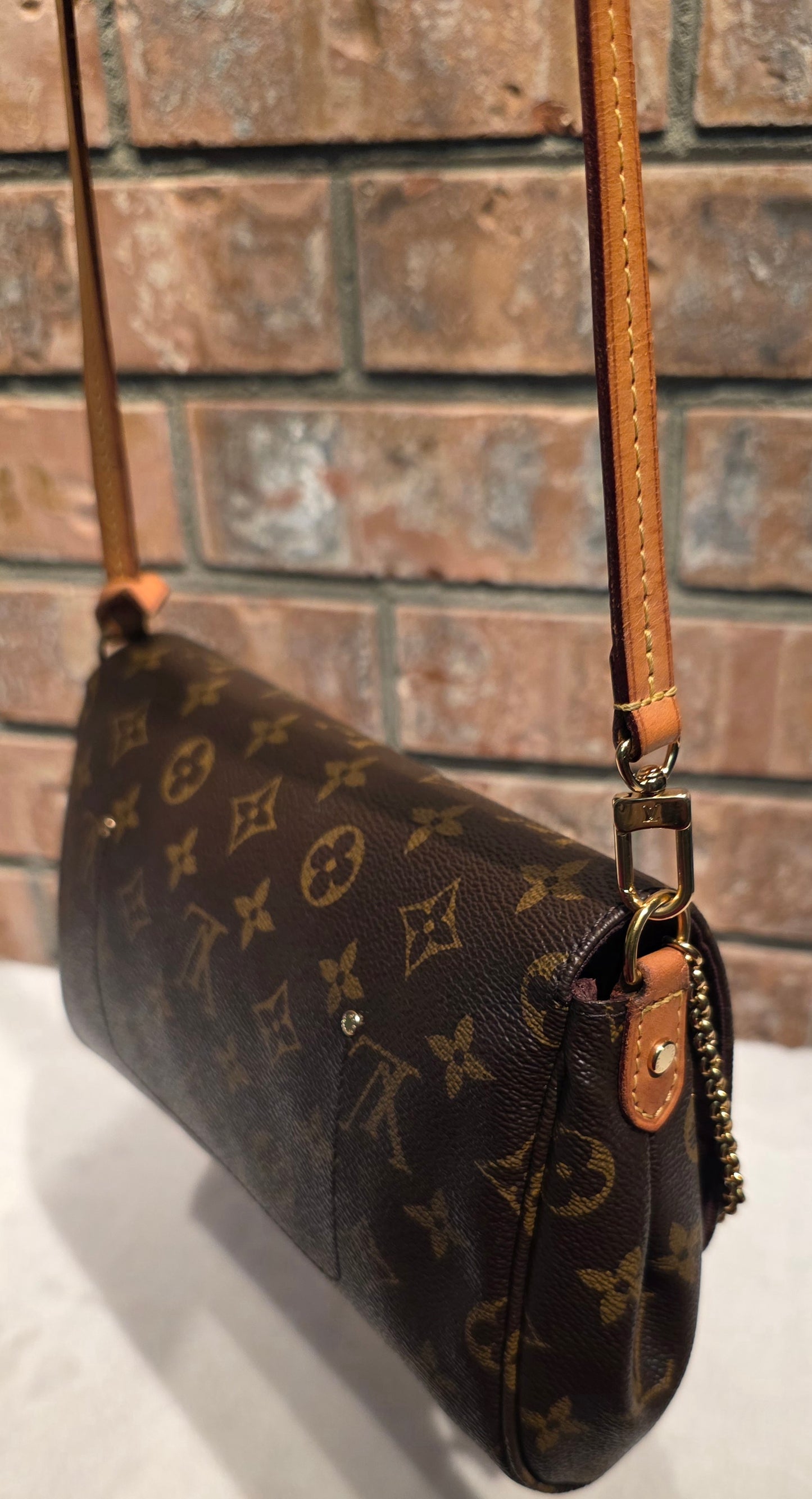 Authentic Louis Vuitton Favorite MM Monogram