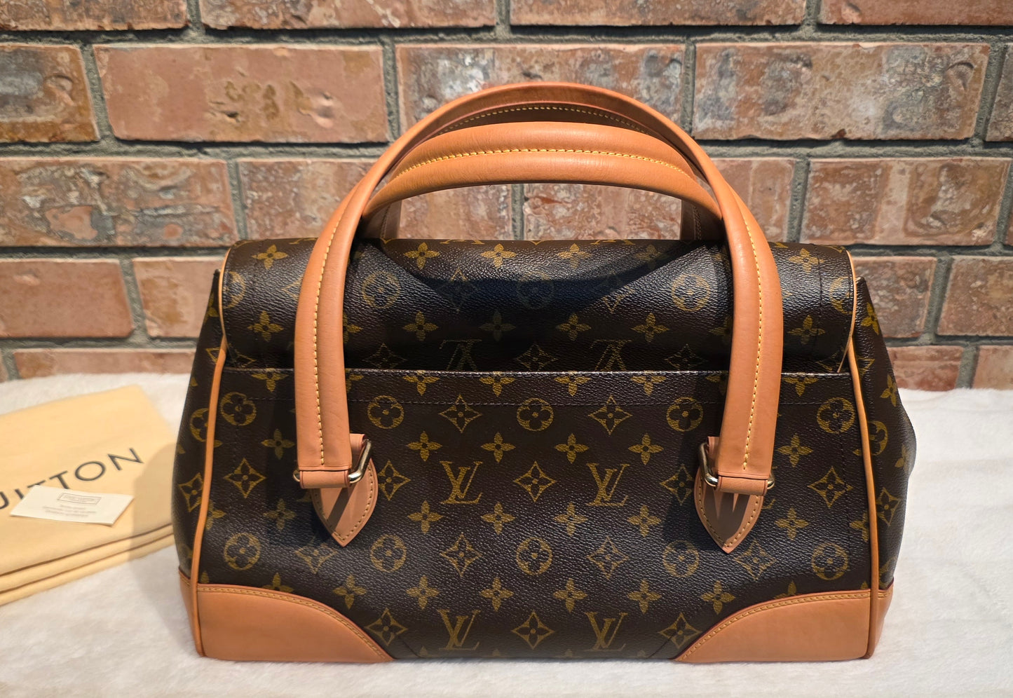 Authentic Louis Vuitton Beverly GM