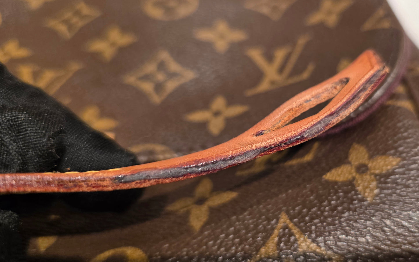 Authentic Louis Vuitton Favorite MM Monogram