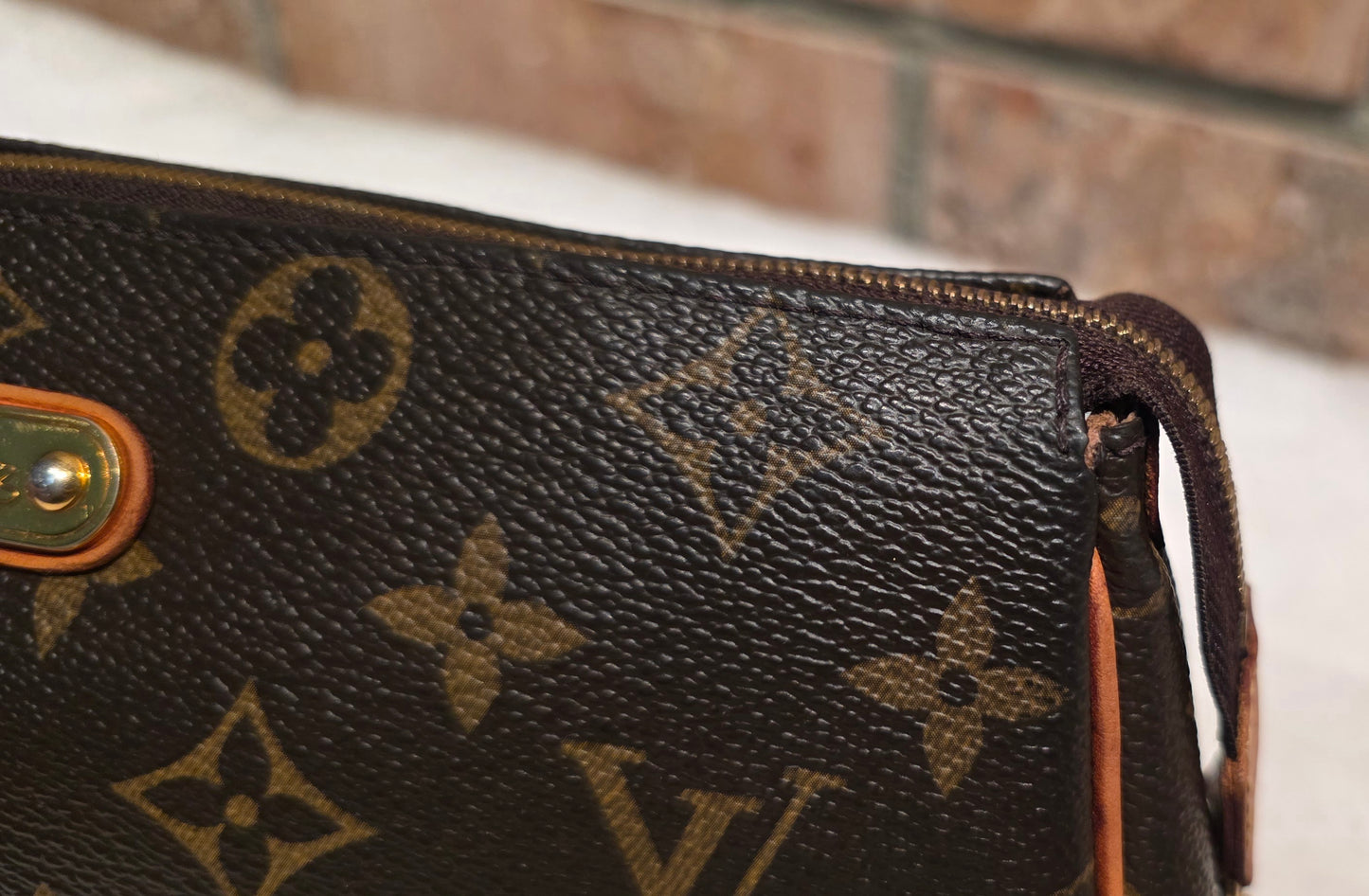 Authentic Louis Vuitton Eva Monogram