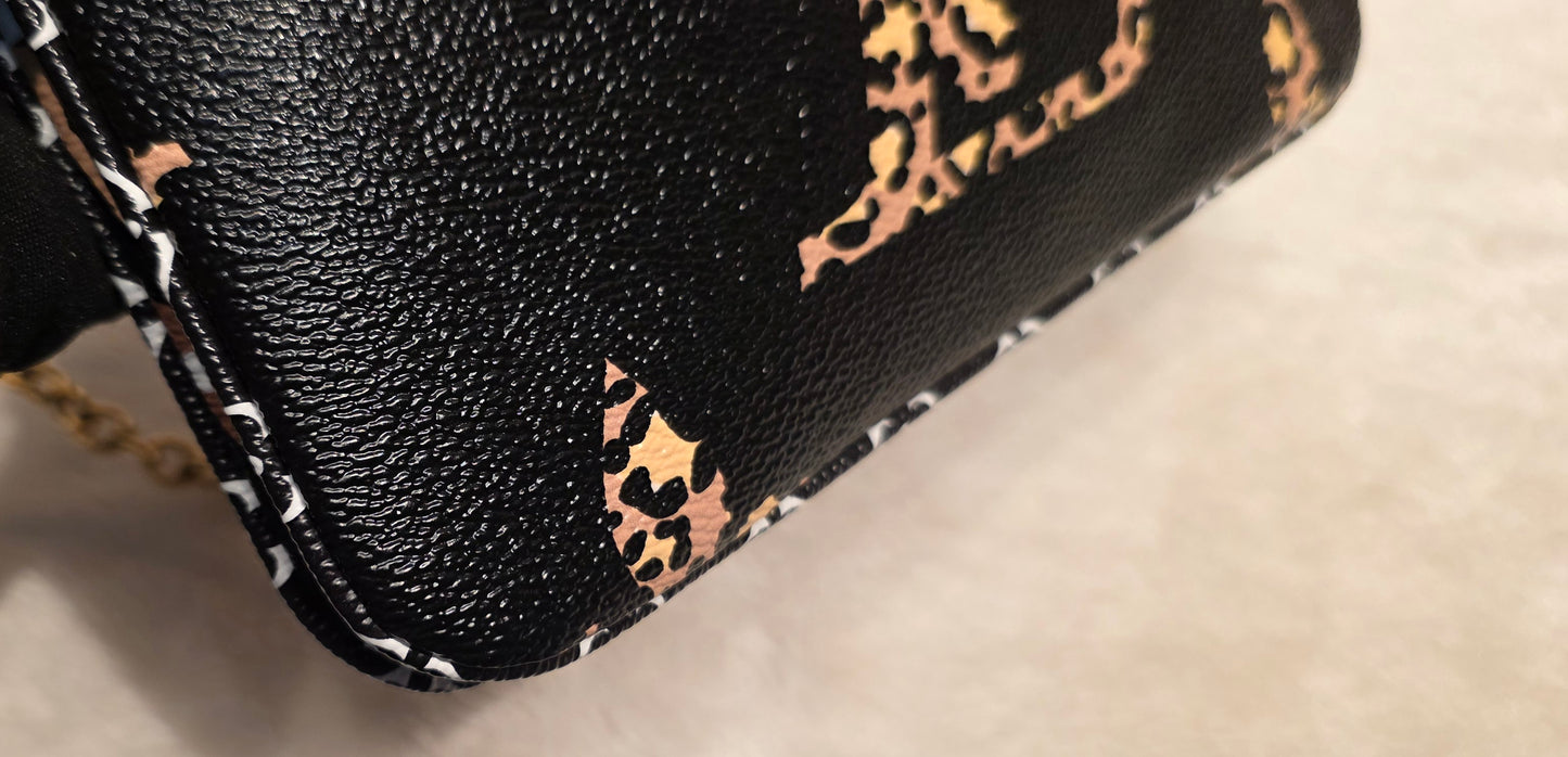 Authentic Louis Vuitton Double Zip Pochette Giant Monogram Jungle Edition