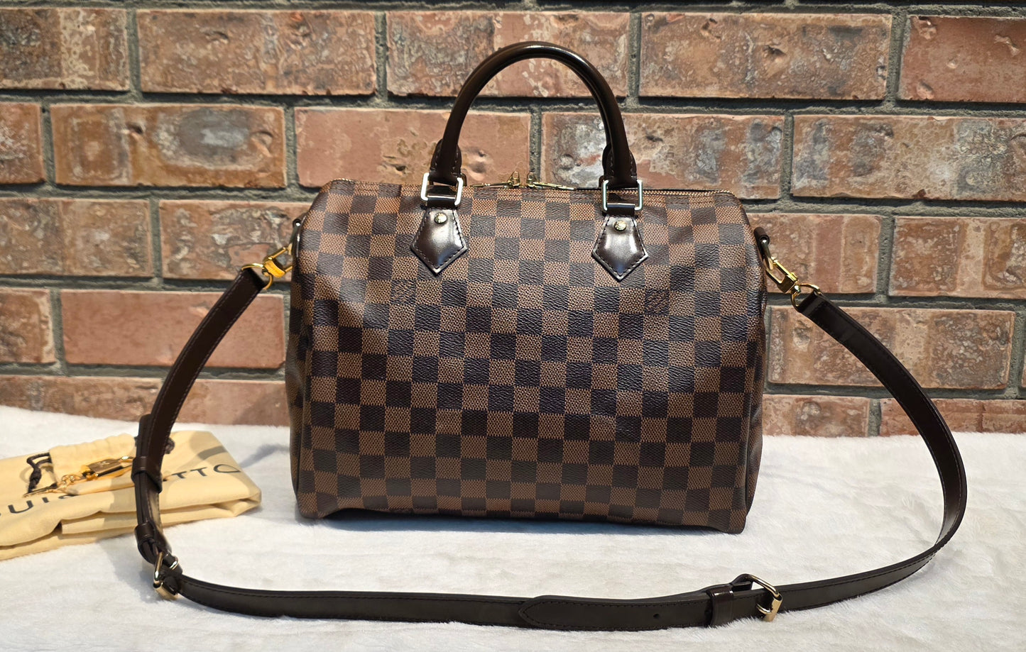 Authentic Louis Vuitton Speedy Bandouliere 30 Damier Ebene