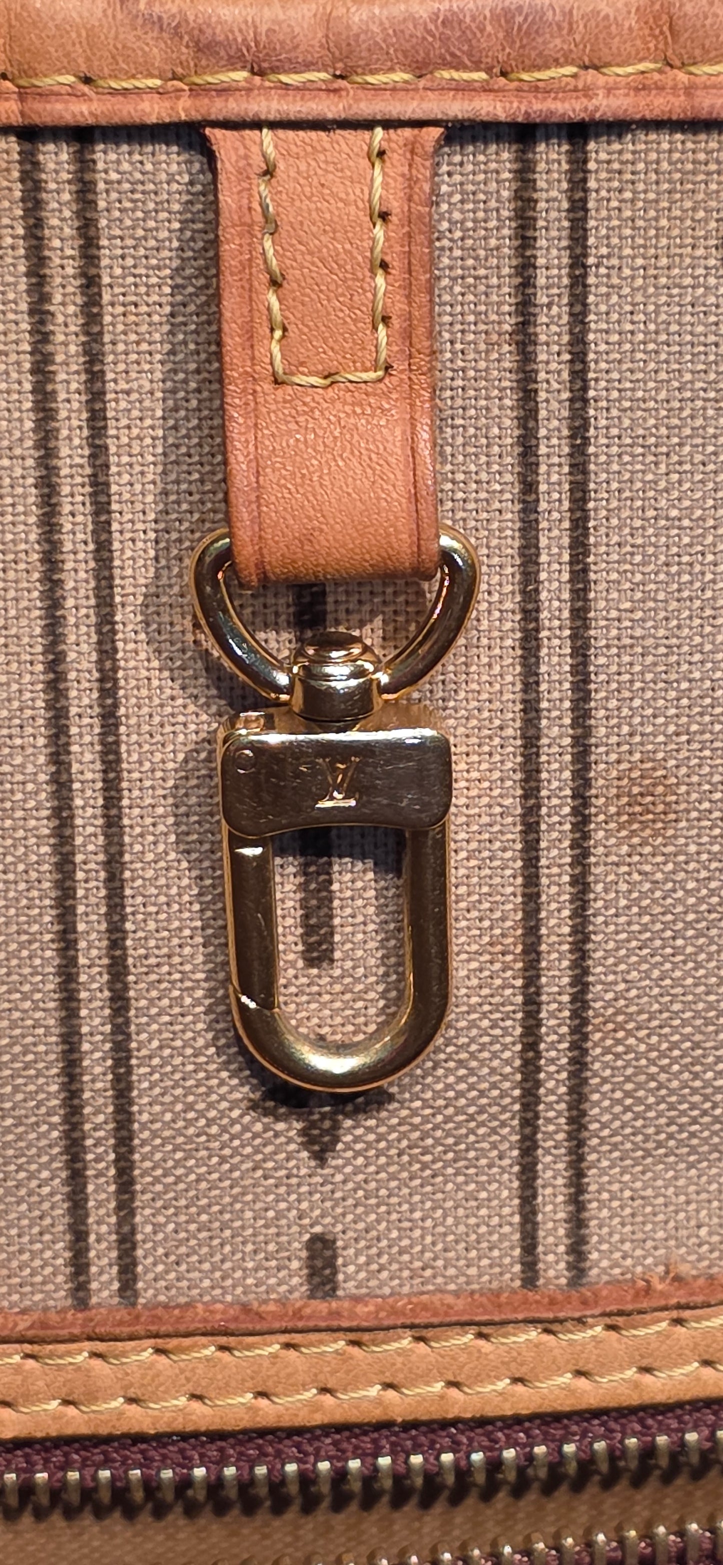 Authentic Louis Vuitton Neverfull MM Monogram