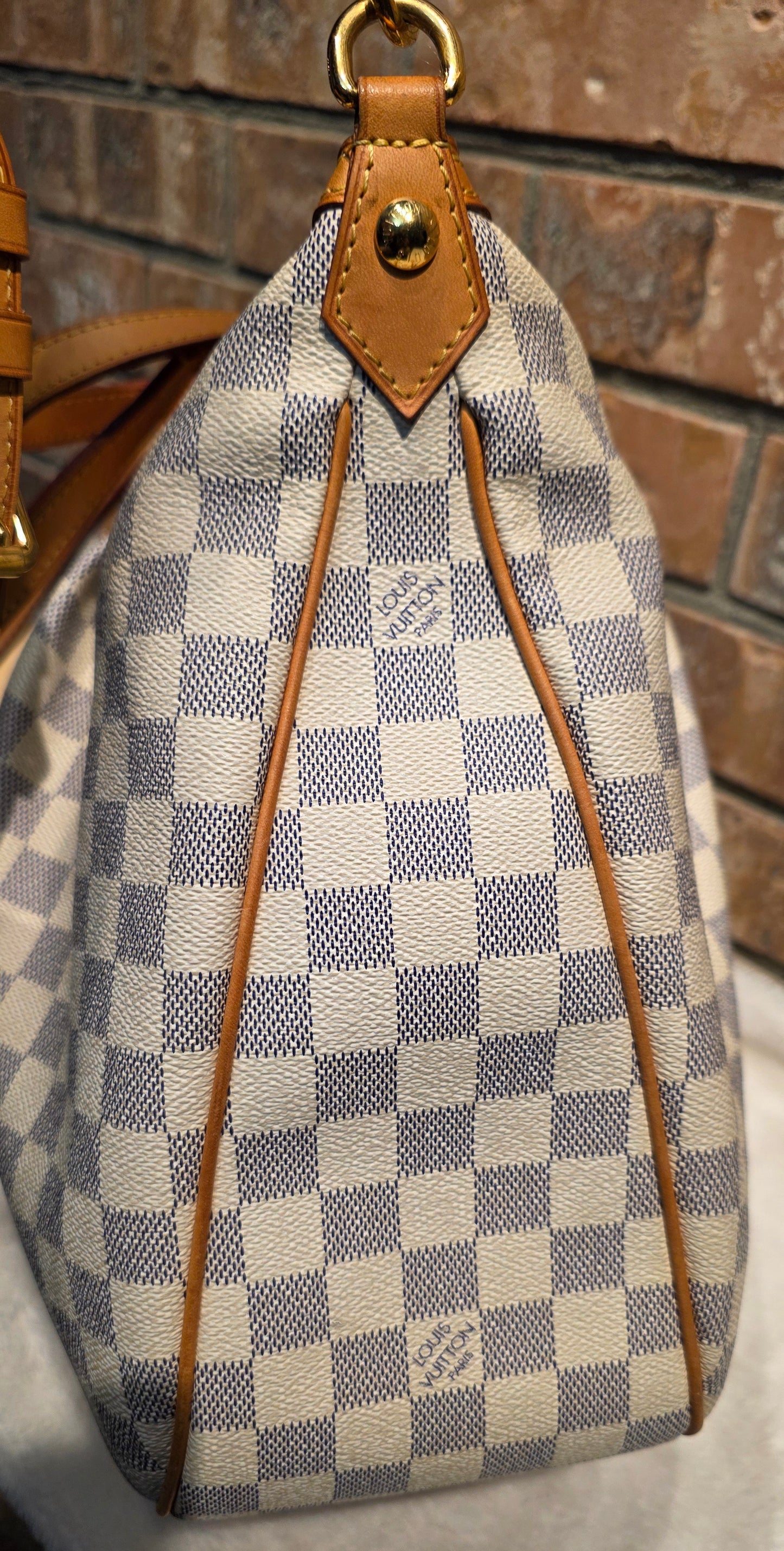 Authentic Louis Vuitton Siracusa GM