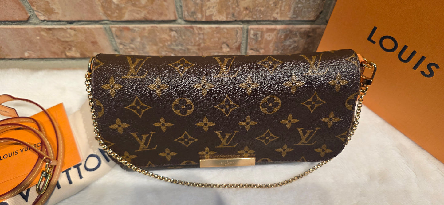 Authentic Louis Vuitton Favorite MM Monogram (SA4149)