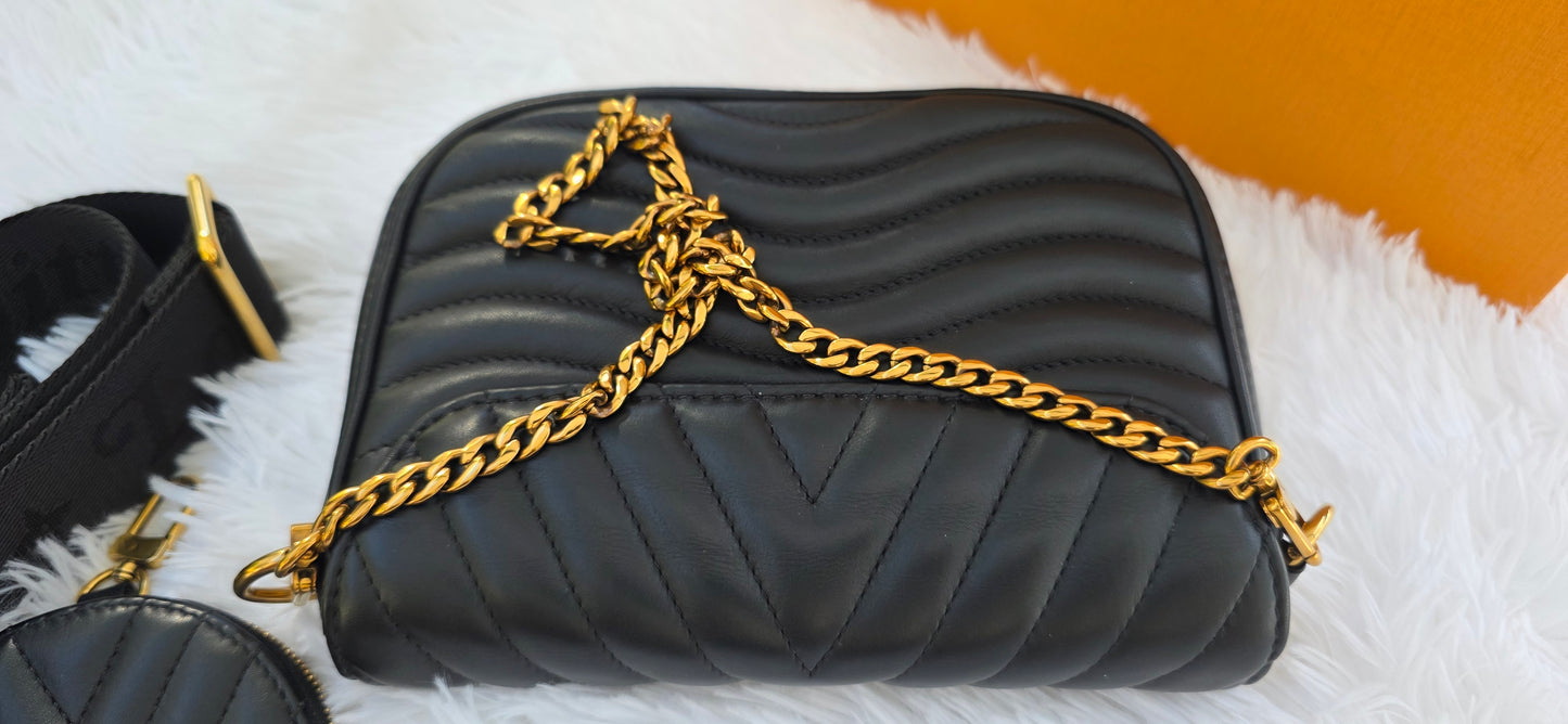 Authentic Louis Vuitton New Wave Multipochette Noir