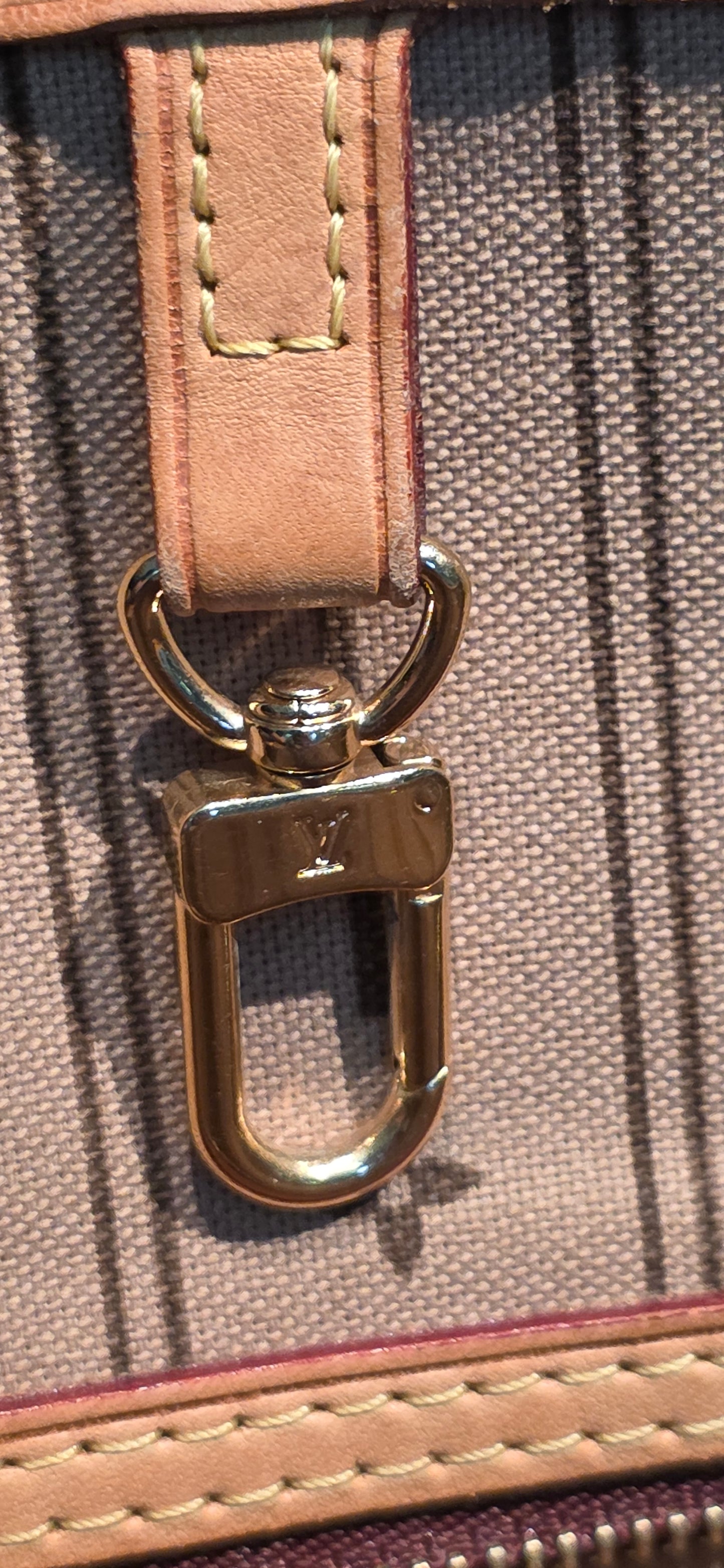 Authentic Louis Vuitton Neverfull GM Monogram