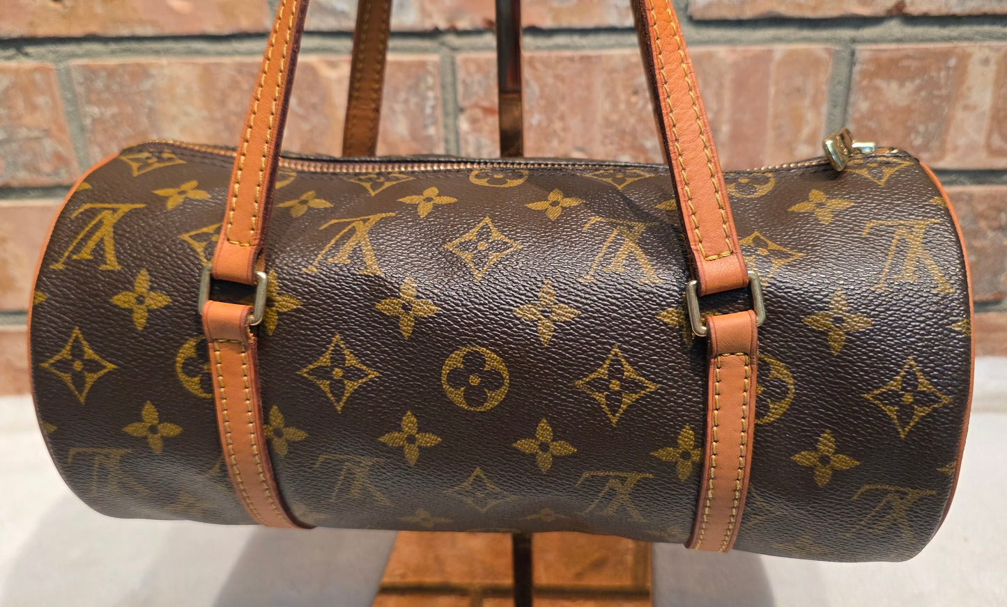 Authentic Louis Vuitton Papillon 27