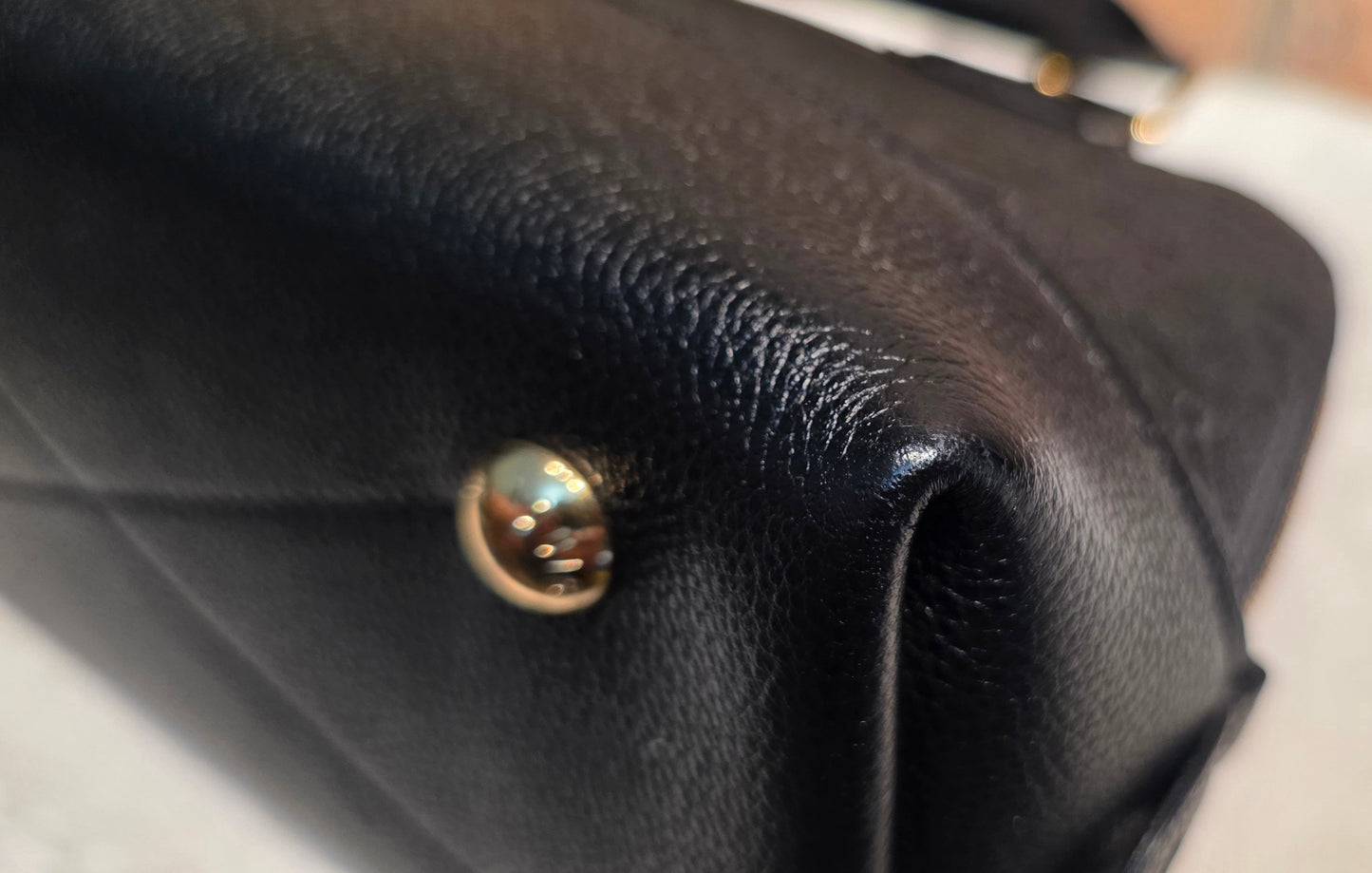 Authentic Louis Vuitton Neo Alma BB Empreinte Noir