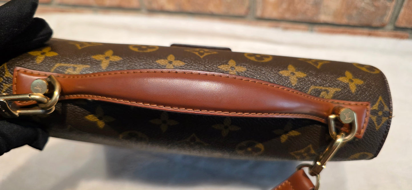 Authentic Louis Vuitton Monceau 26