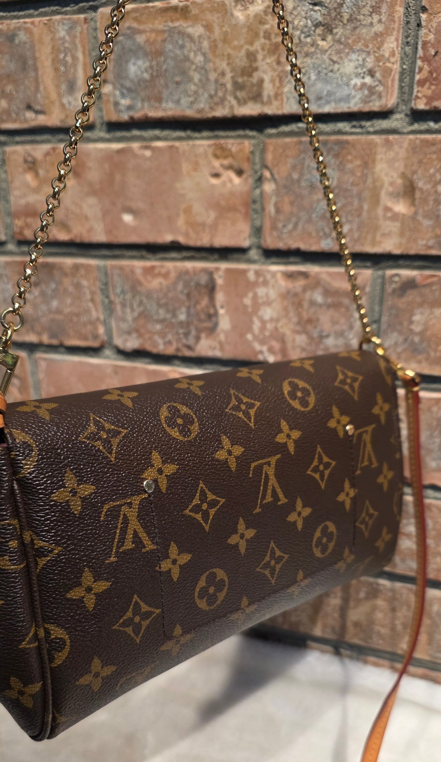 Authentic Louis Vuitton Favorite MM Monogram